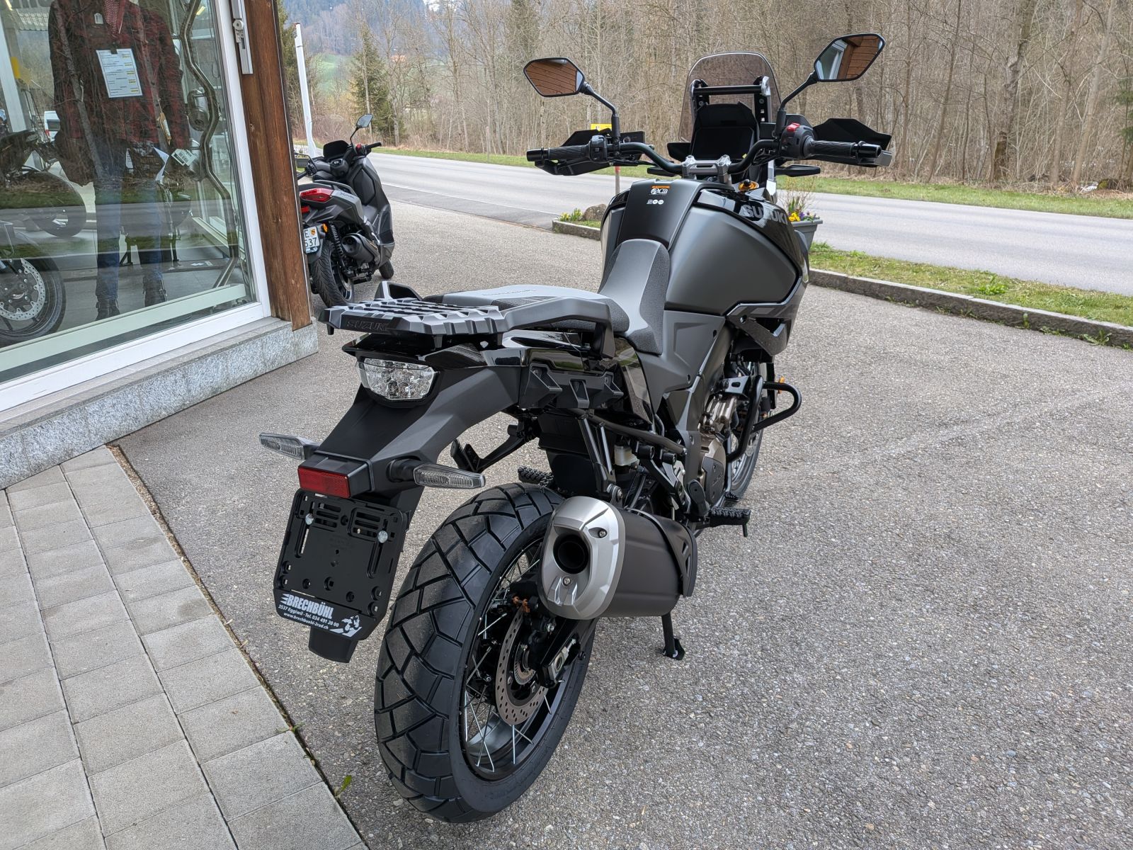SUZUKI DL 1050 DE-image-5