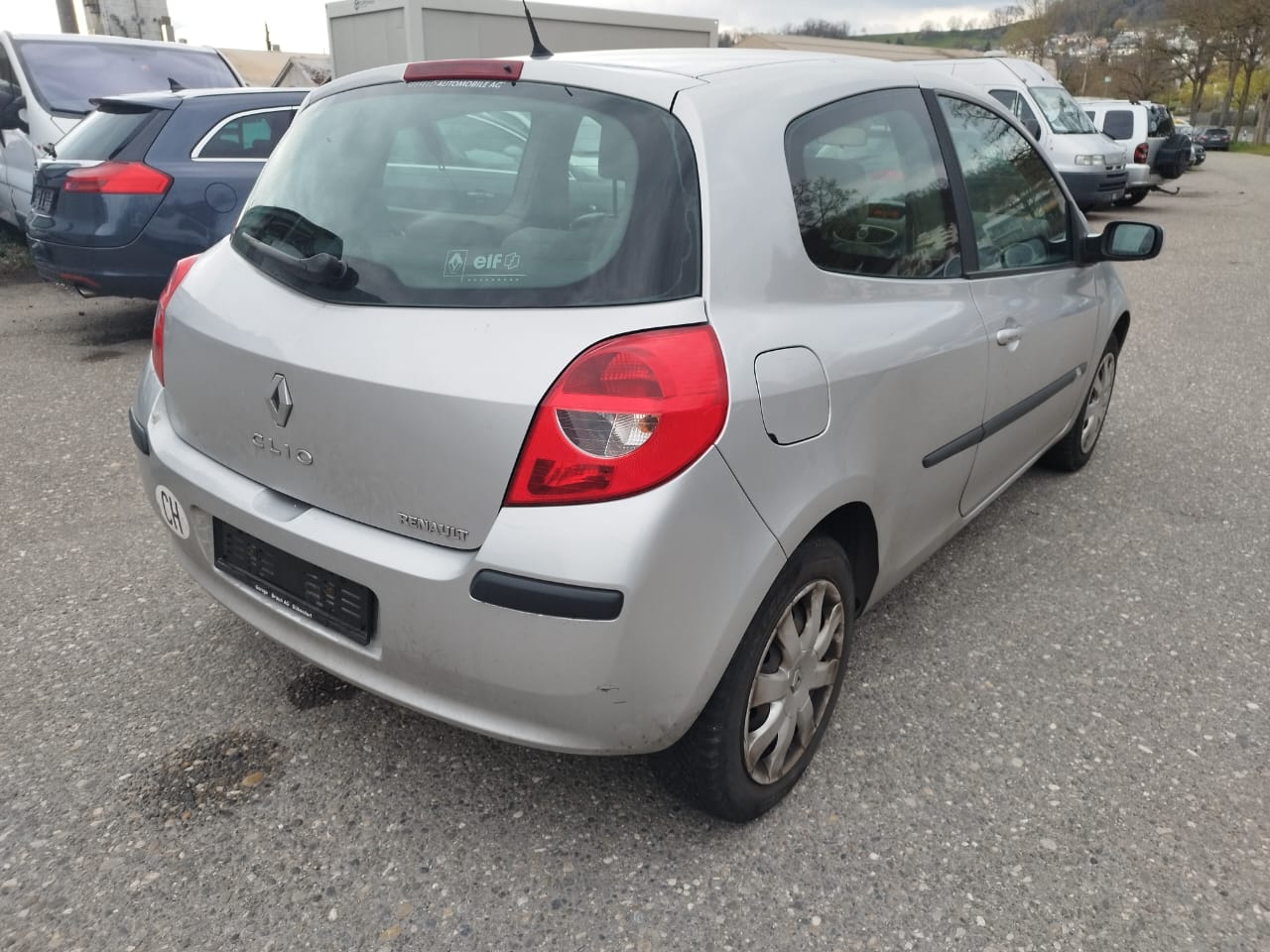 RENAULT Clio 1.6 16V Privilège-image-5
