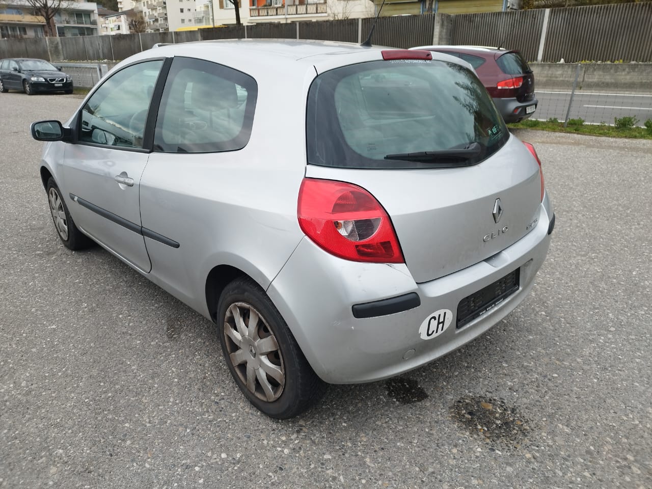 RENAULT Clio 1.6 16V Privilège-image-3