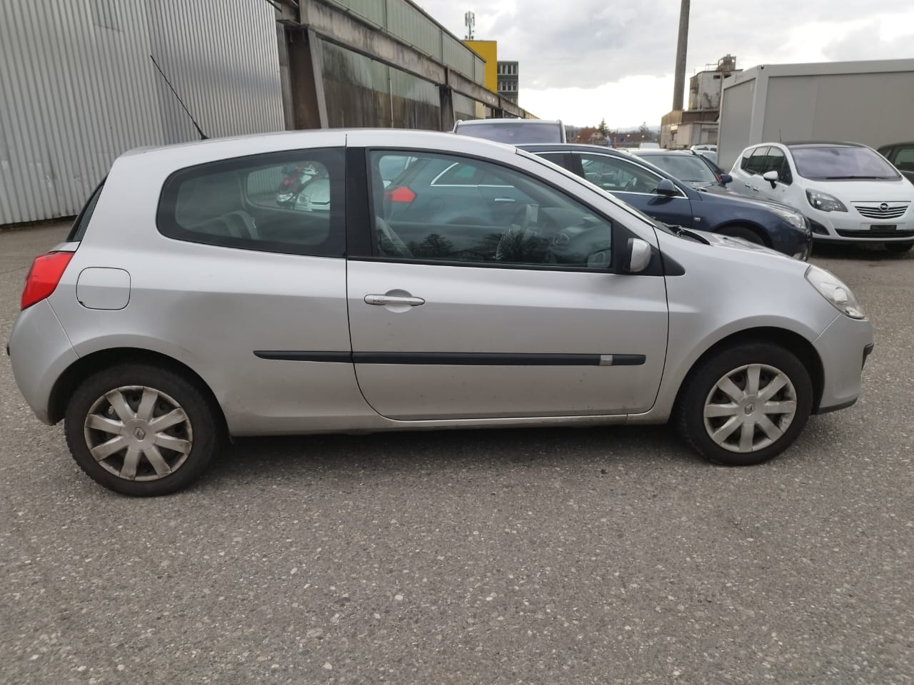 RENAULT Clio 1.6 16V Privilège-image-6