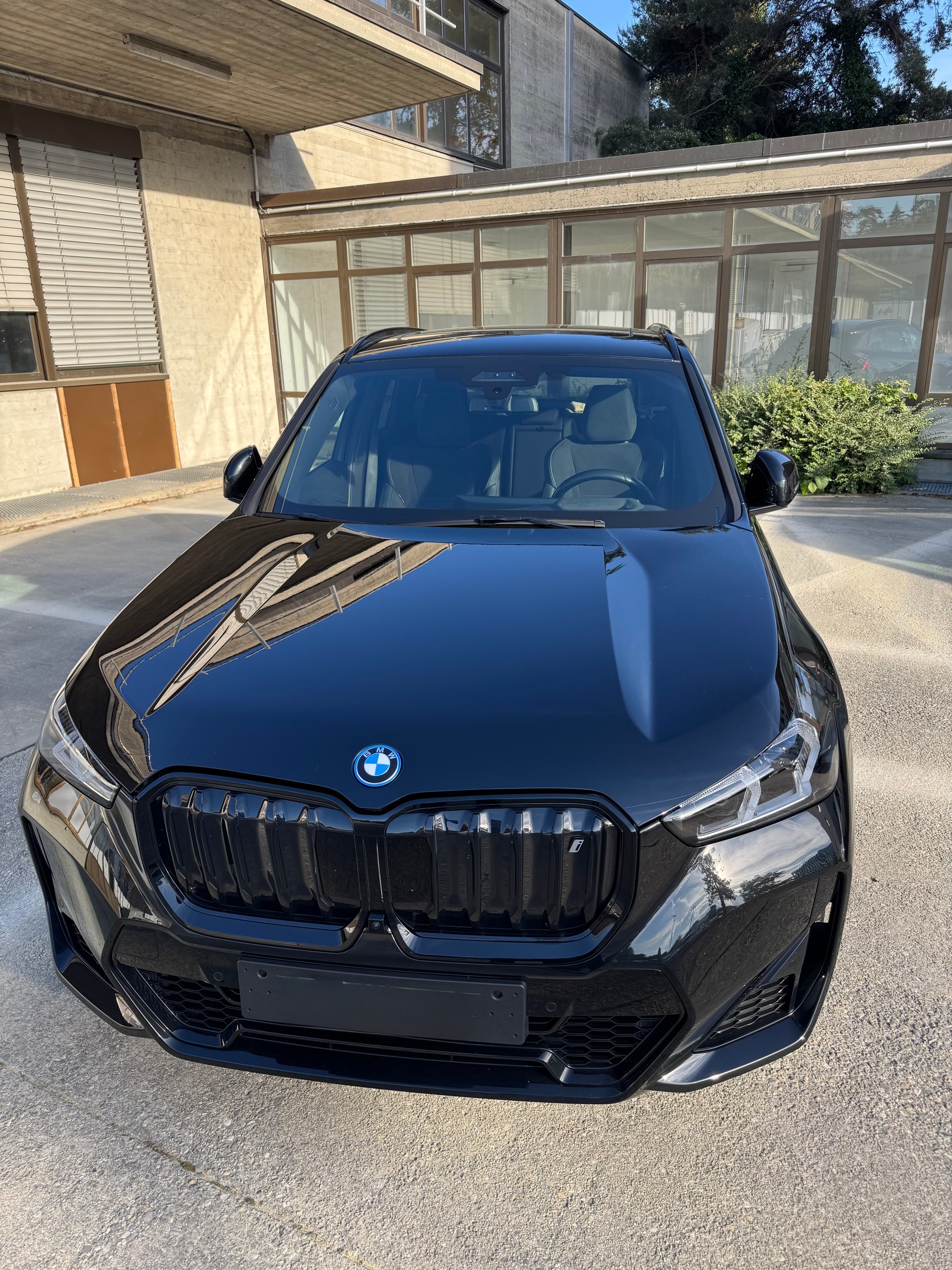 BMW iX1 xDrive 30 M Sport
