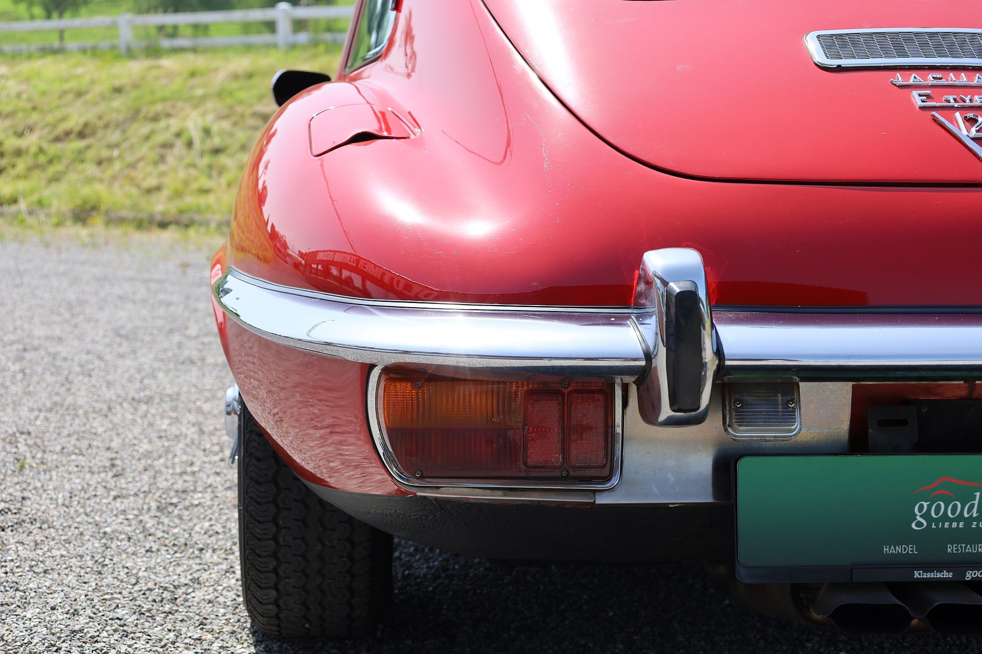 JAGUAR E-Type S3 V12 Coupé-image-6