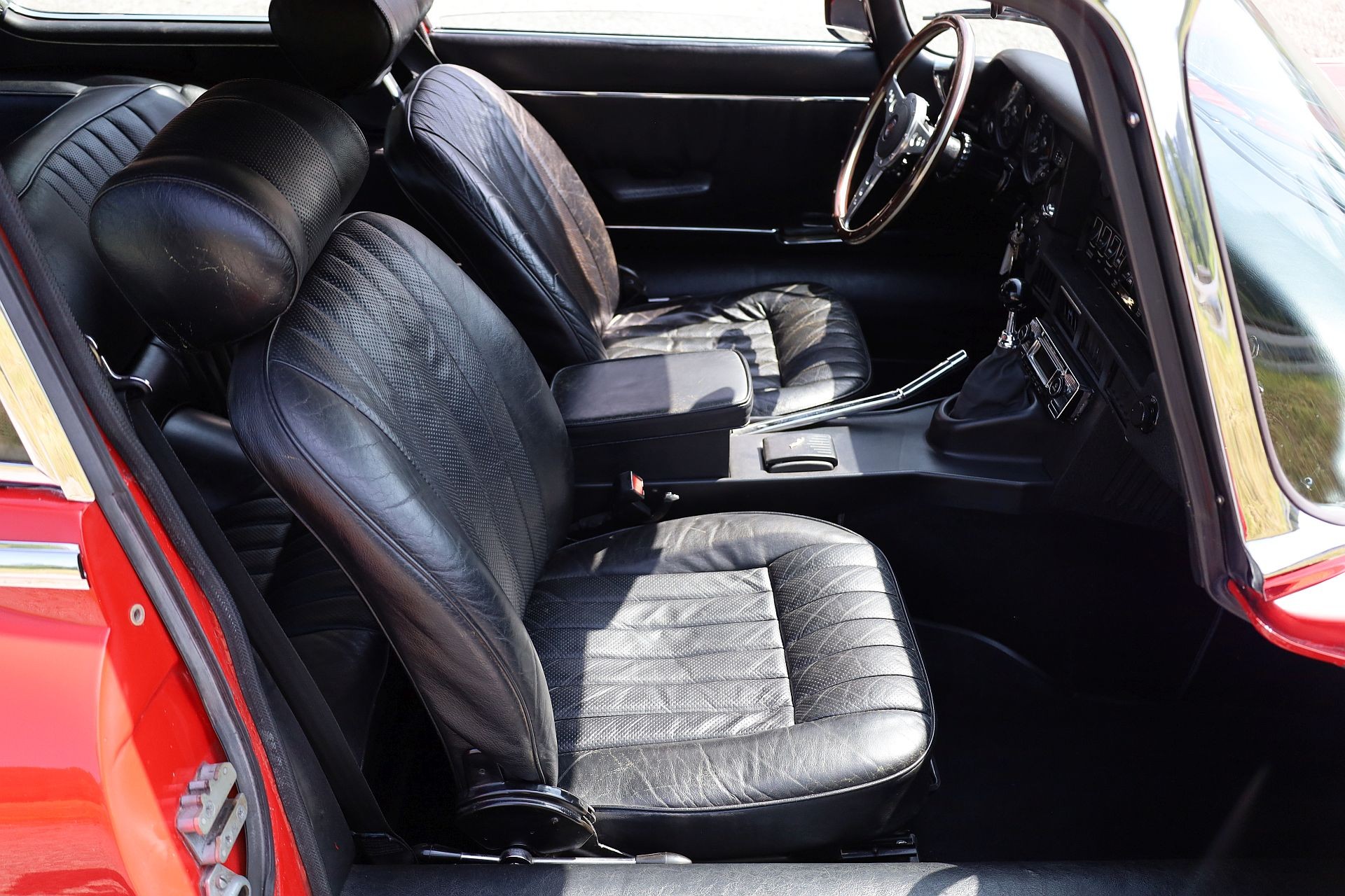 JAGUAR E-Type S3 V12 Coupé-image-19