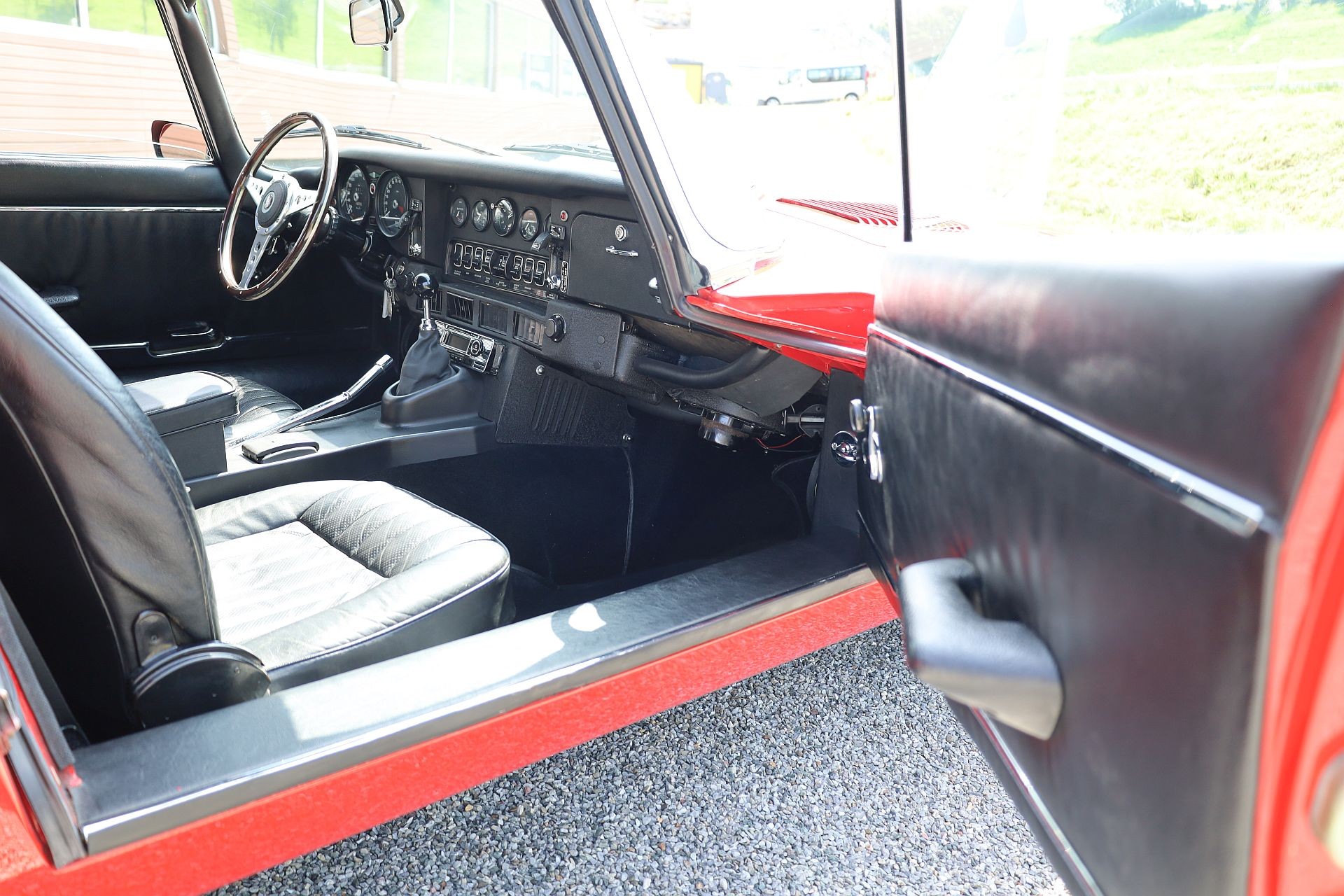 JAGUAR E-Type S3 V12 Coupé-image-18