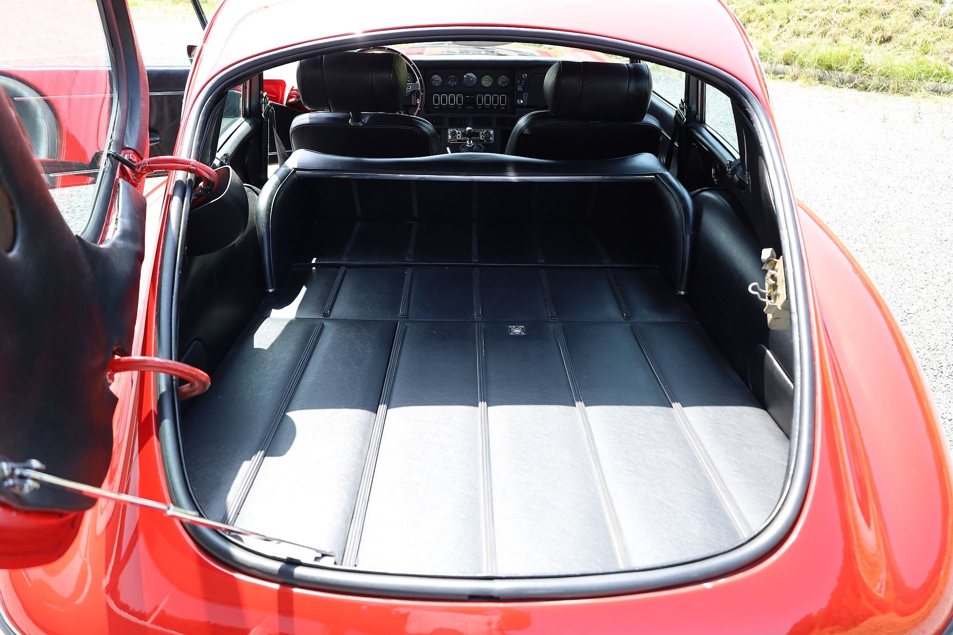 JAGUAR E-Type S3 V12 Coupé-image-29