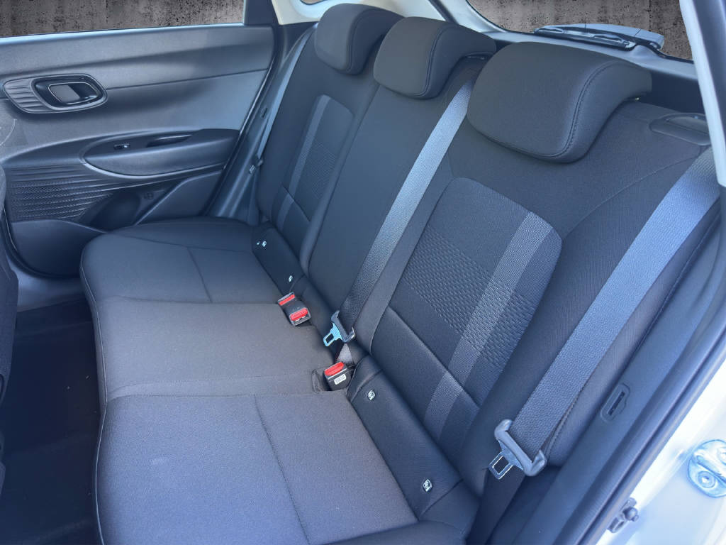 HYUNDAI i20 1.0 T-GDi Amplia-image-10