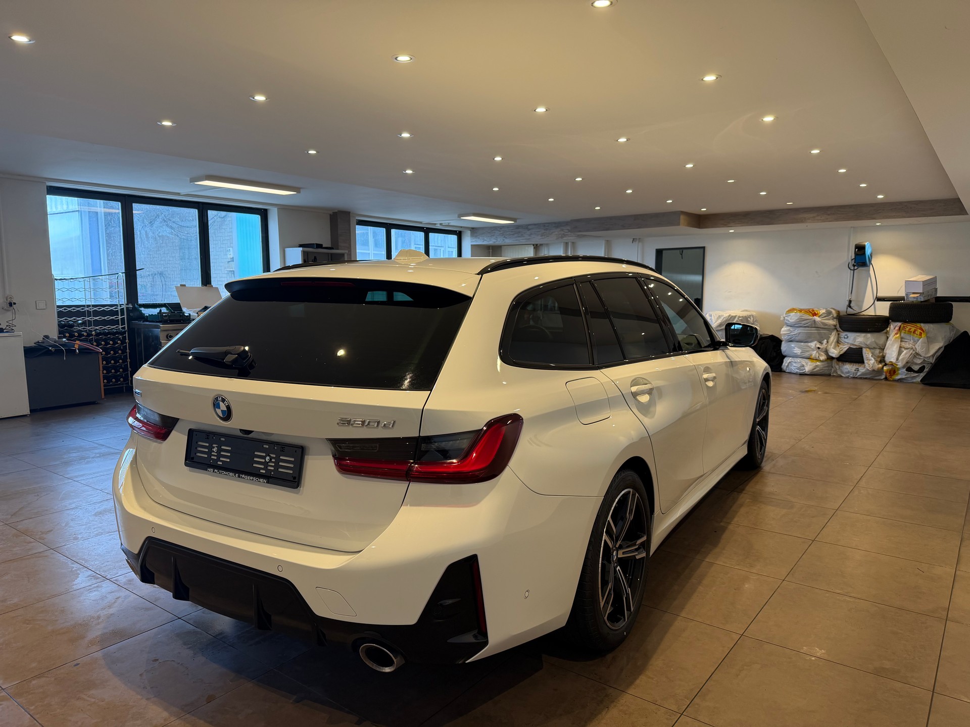 BMW 330d xDrive SAG MSport-image-6