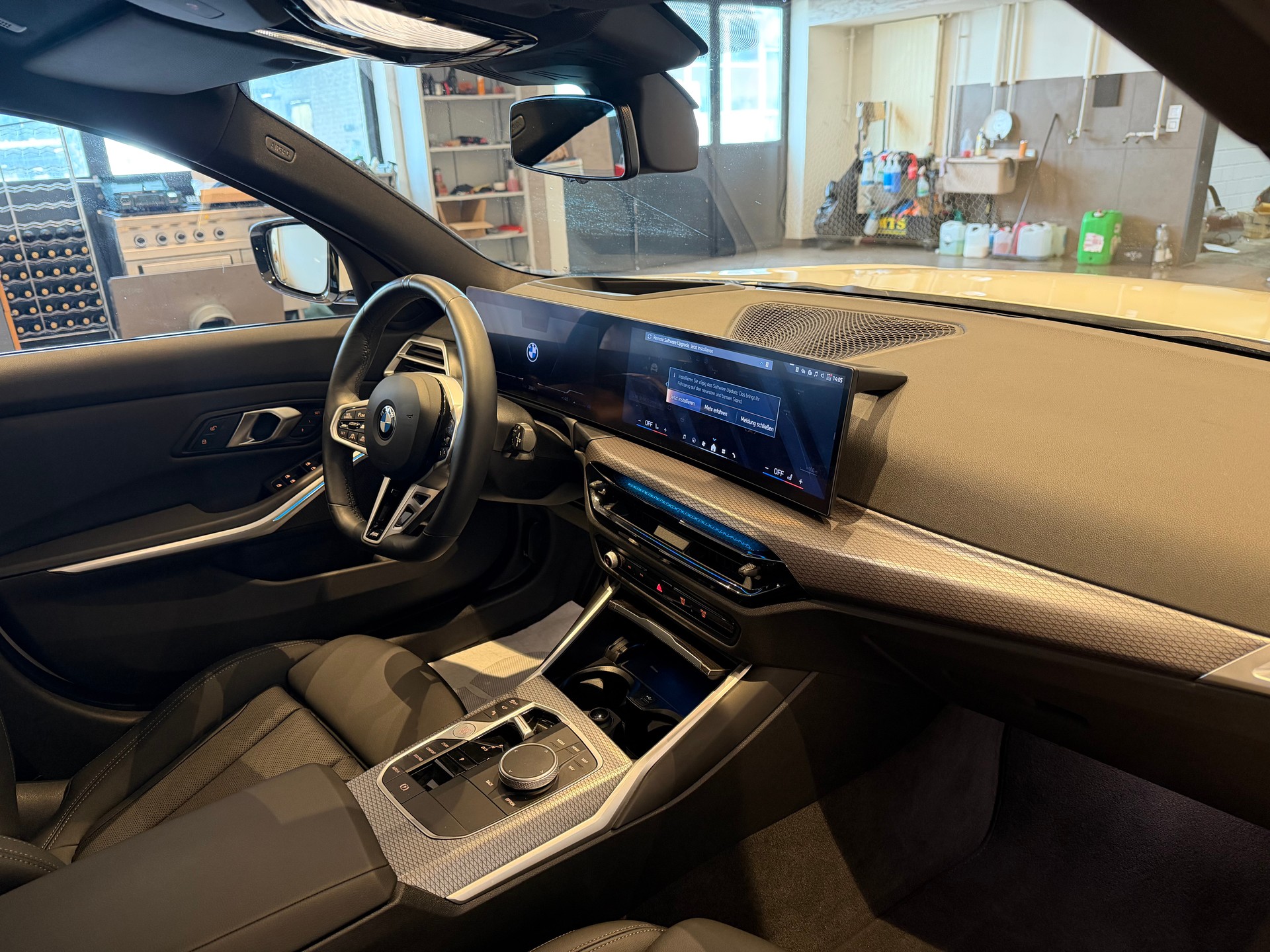 BMW 330d xDrive SAG MSport-image-12