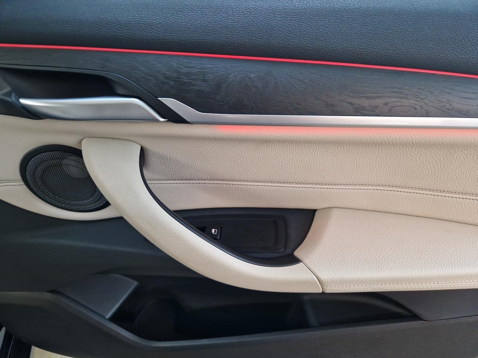 BMW X1 25e xDrive-image-15
