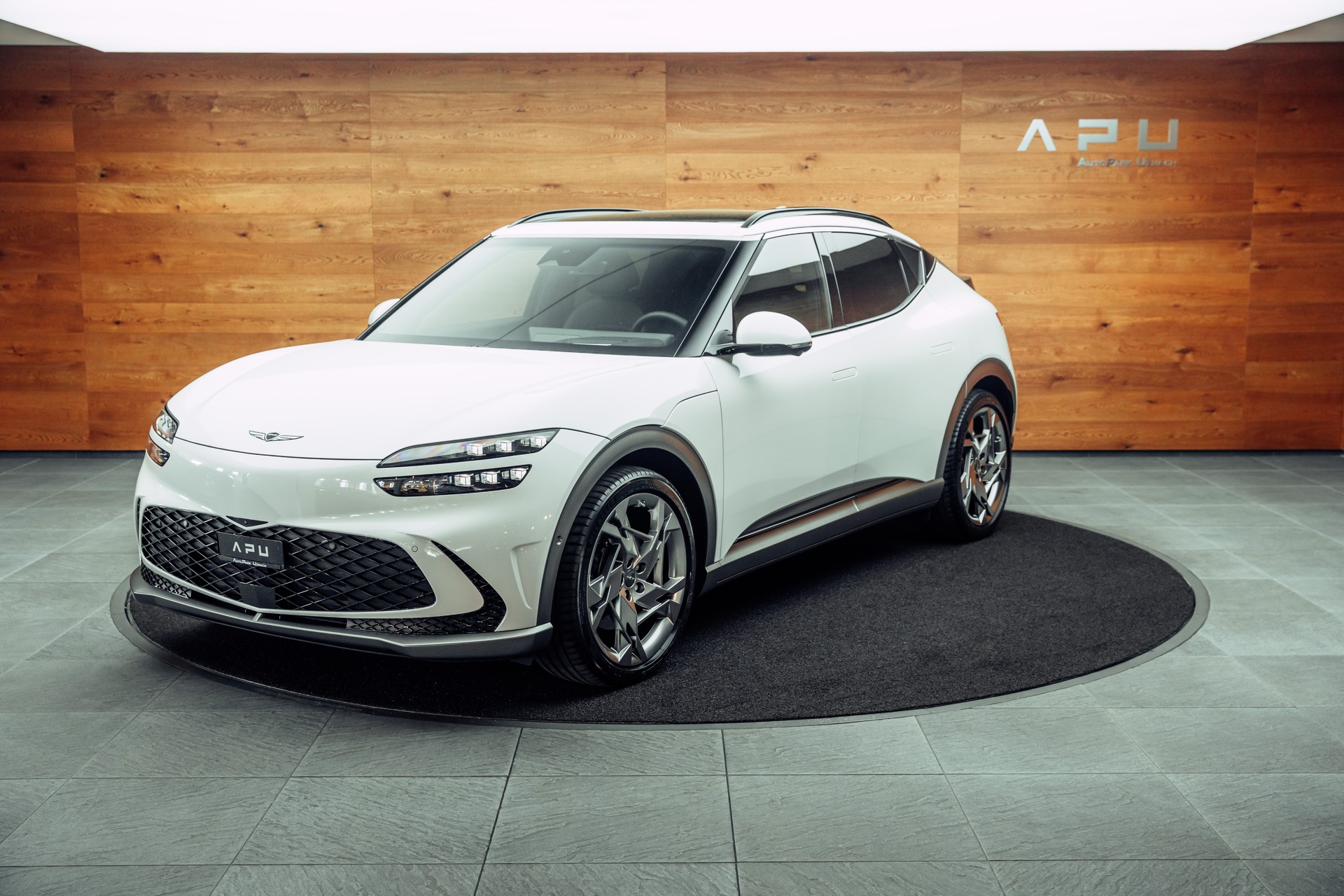 GENESIS GV60 77.4 kWh Sport Plus AWD-showroom-element-3