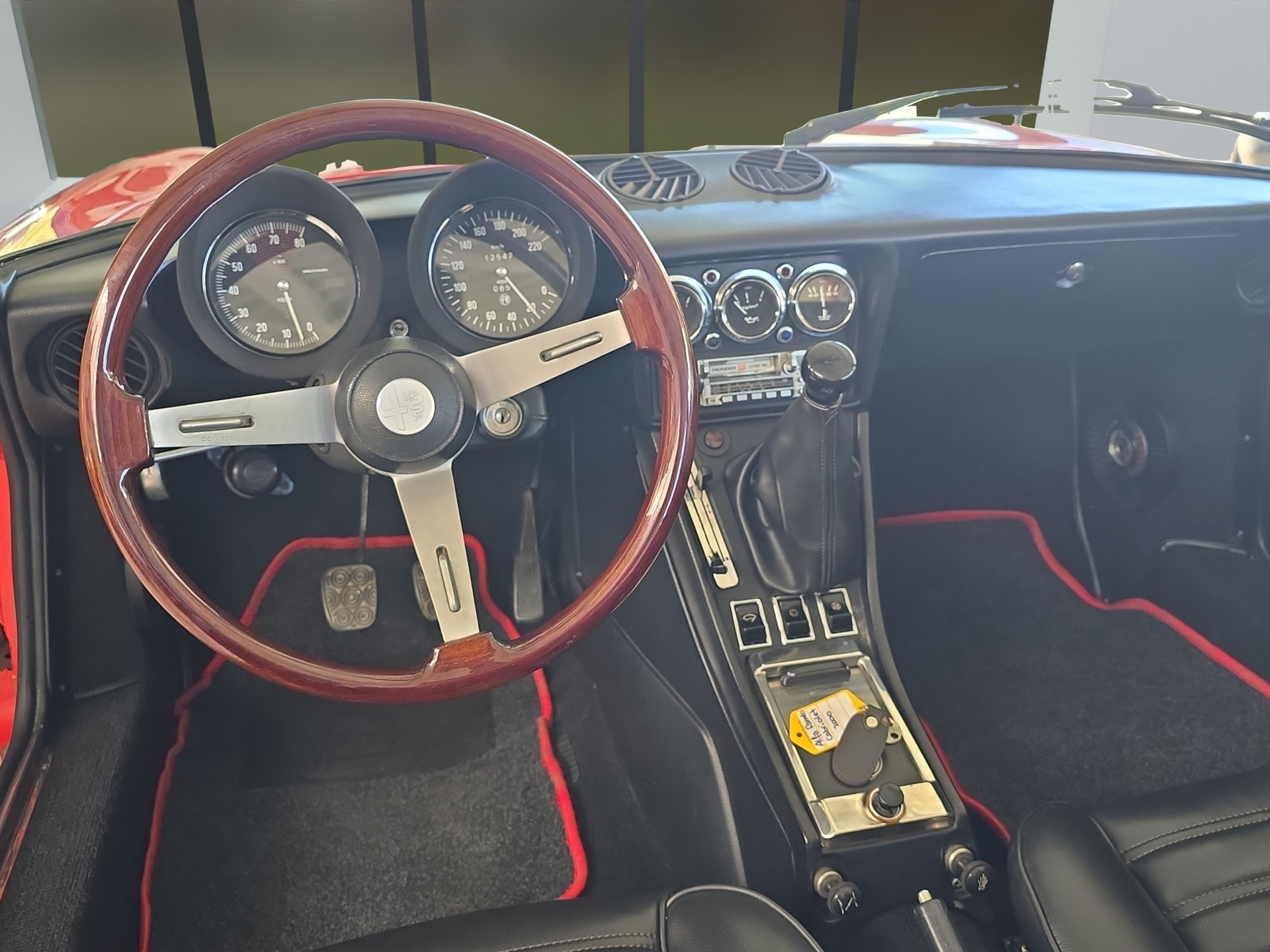 ALFA ROMEO Spider Veloce-image-12