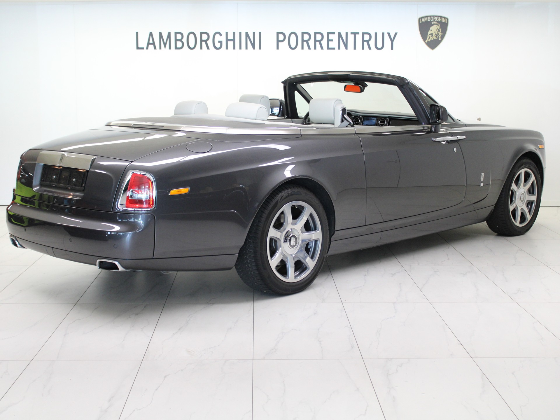 ROLLS-ROYCE Phantom 6.7 V12 Drophead-image-2