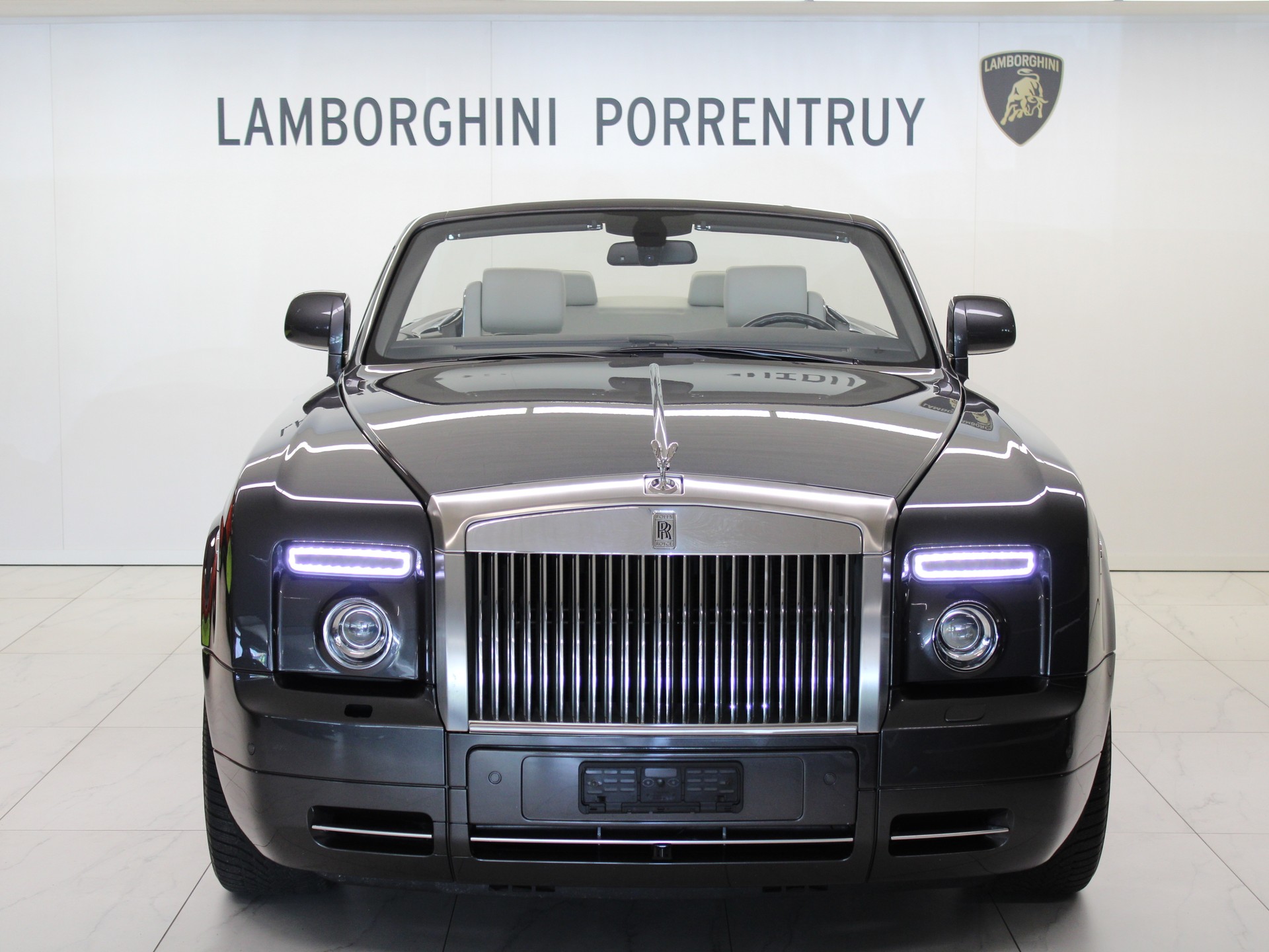 ROLLS-ROYCE Phantom 6.7 V12 Drophead-image-4
