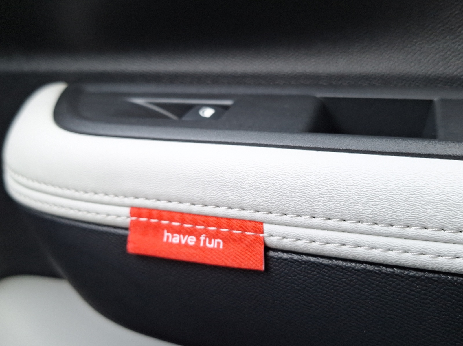 CITROEN C3 1.2 Hybrid Max-image-18