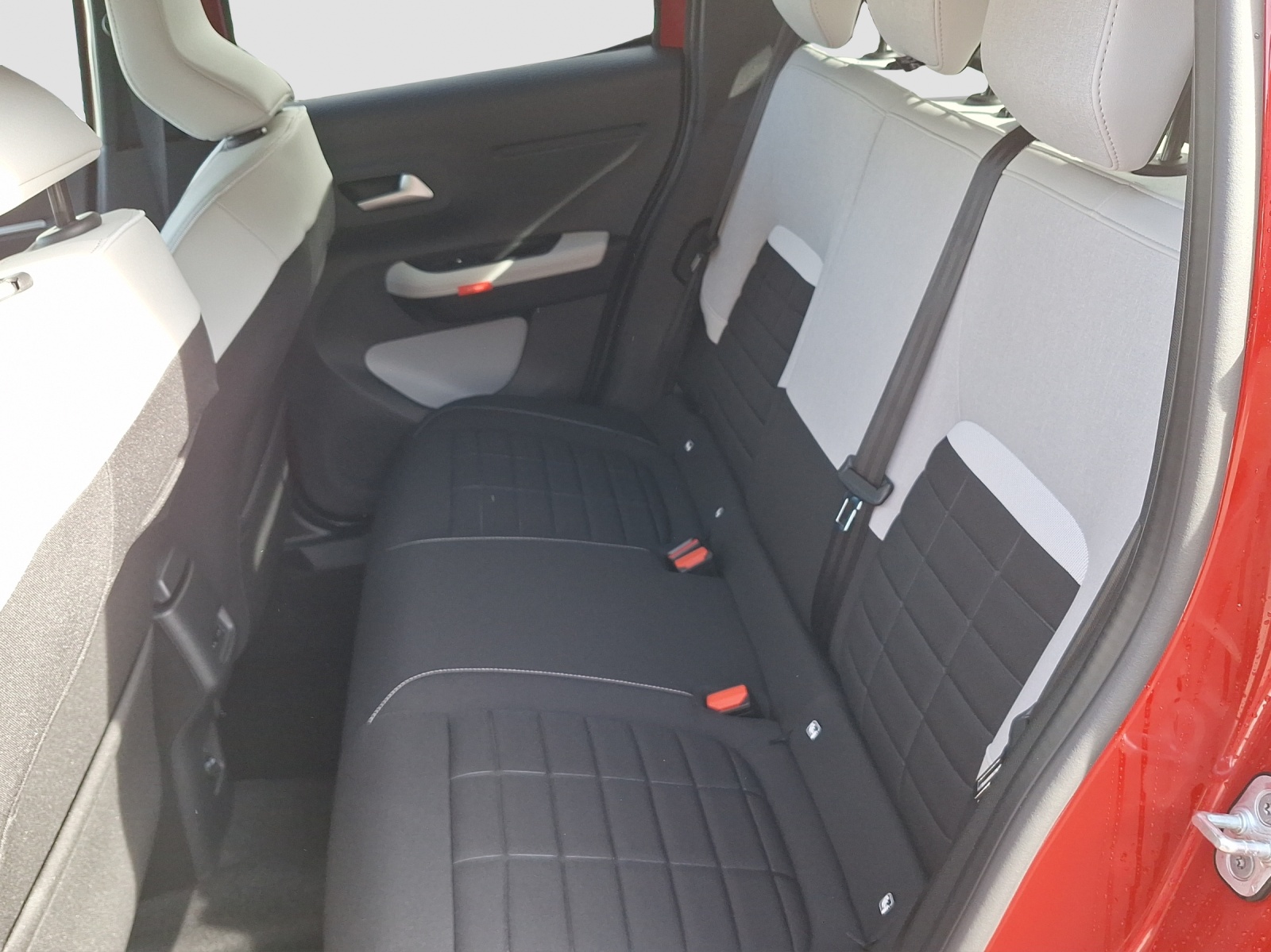 CITROEN C3 1.2 Hybrid Max-image-10