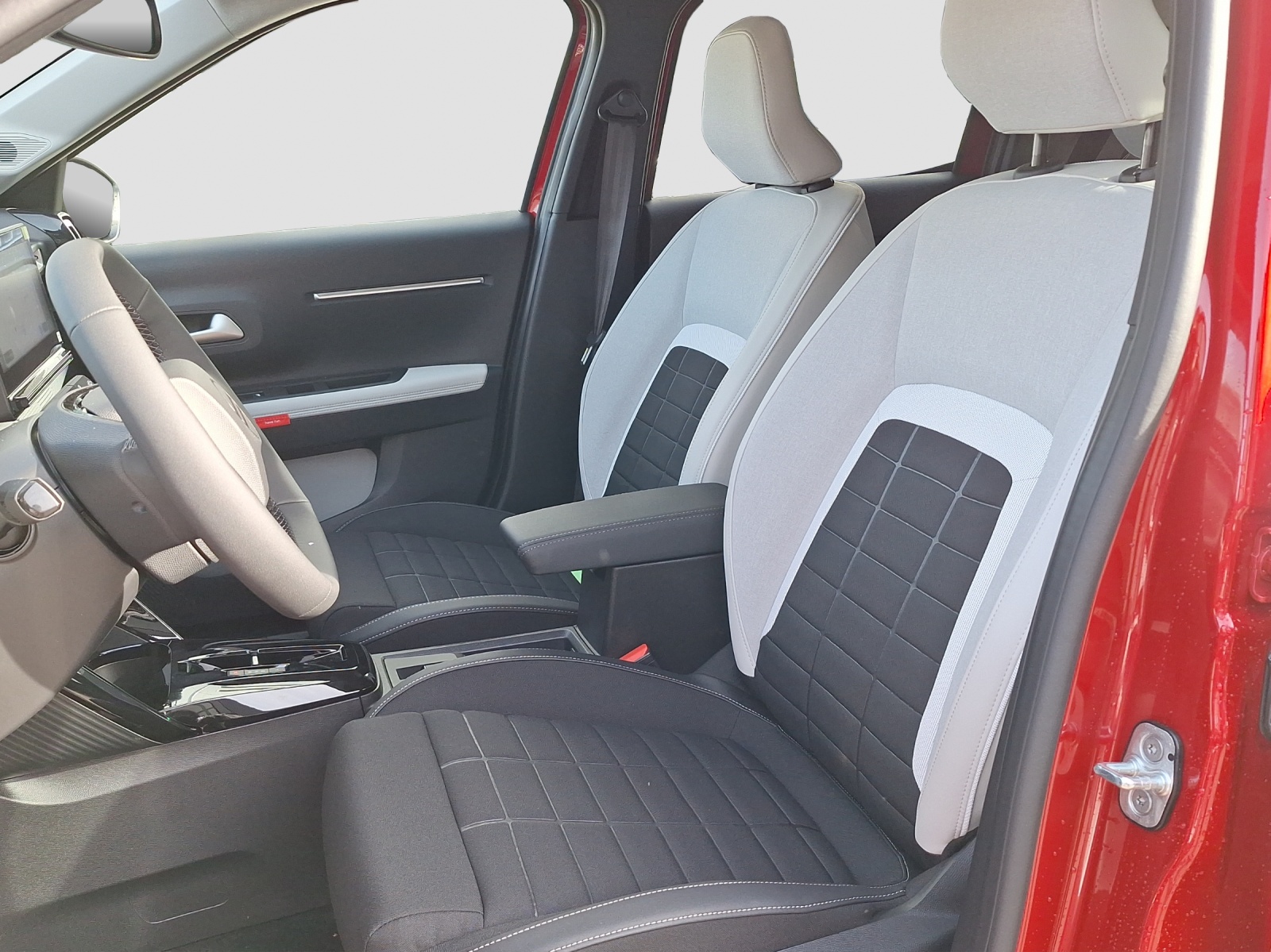 CITROEN C3 1.2 Hybrid Max-image-9
