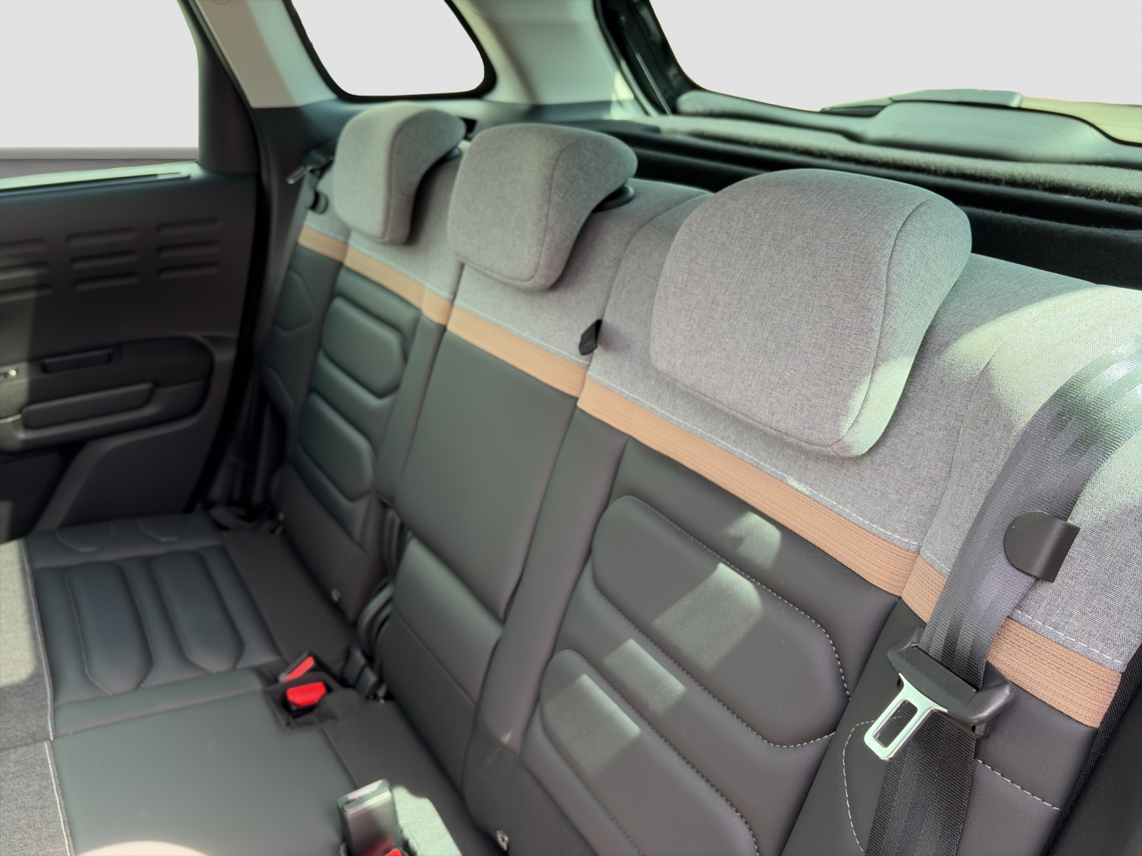 CITROEN C3 Aircross 1.2 PureTech 130 Shine Pack-image-9