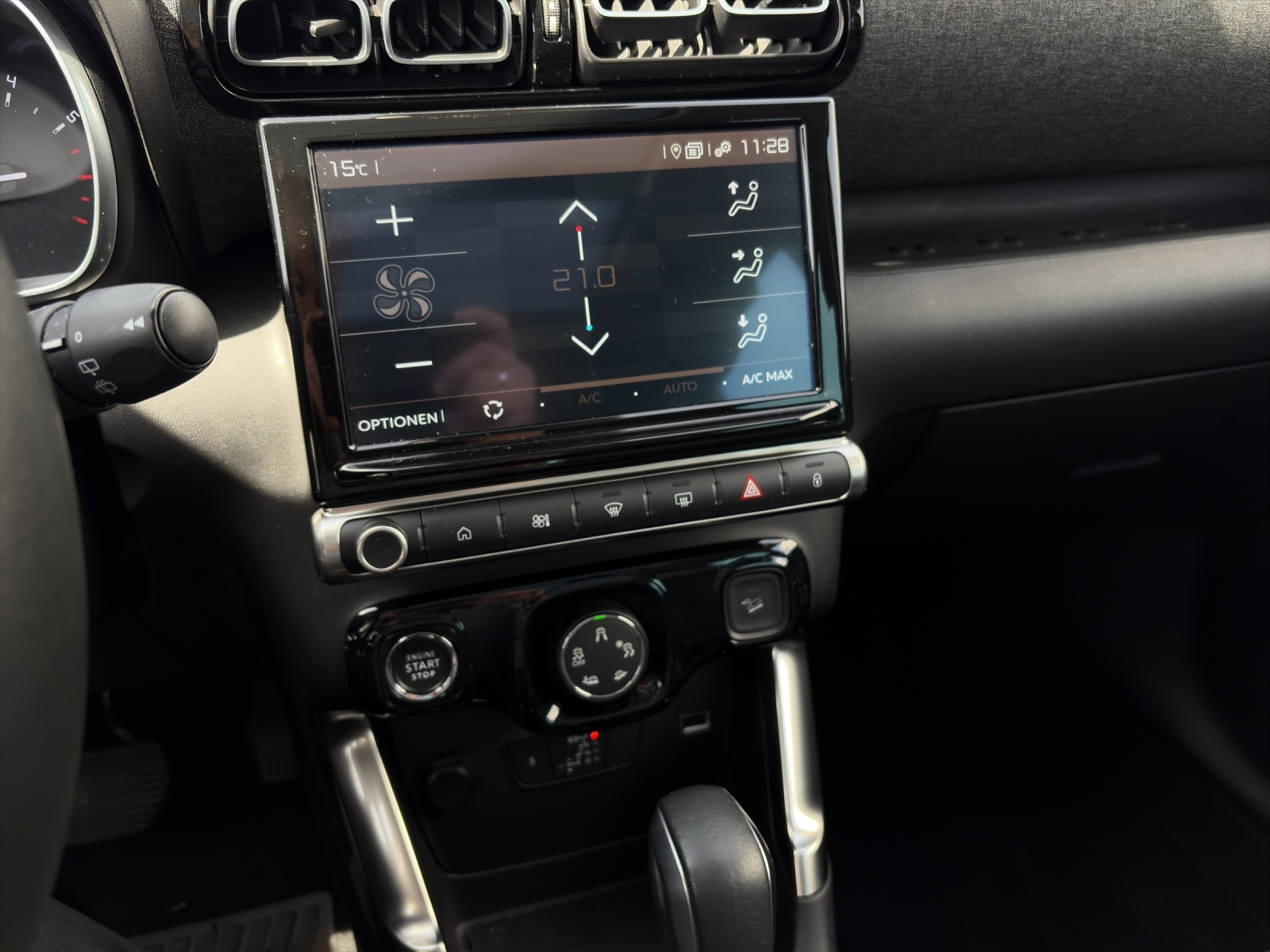 CITROEN C3 Aircross 1.2 PureTech 130 Shine Pack-image-11