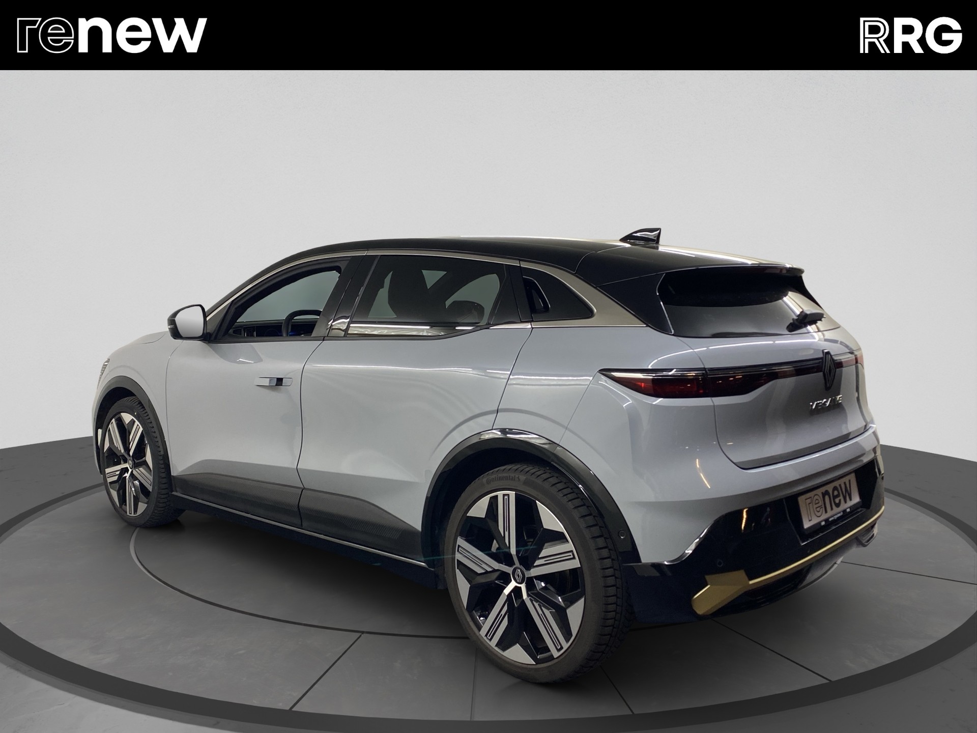 RENAULT Mégane E-TECH EV60 Iconic-showroom-element-3