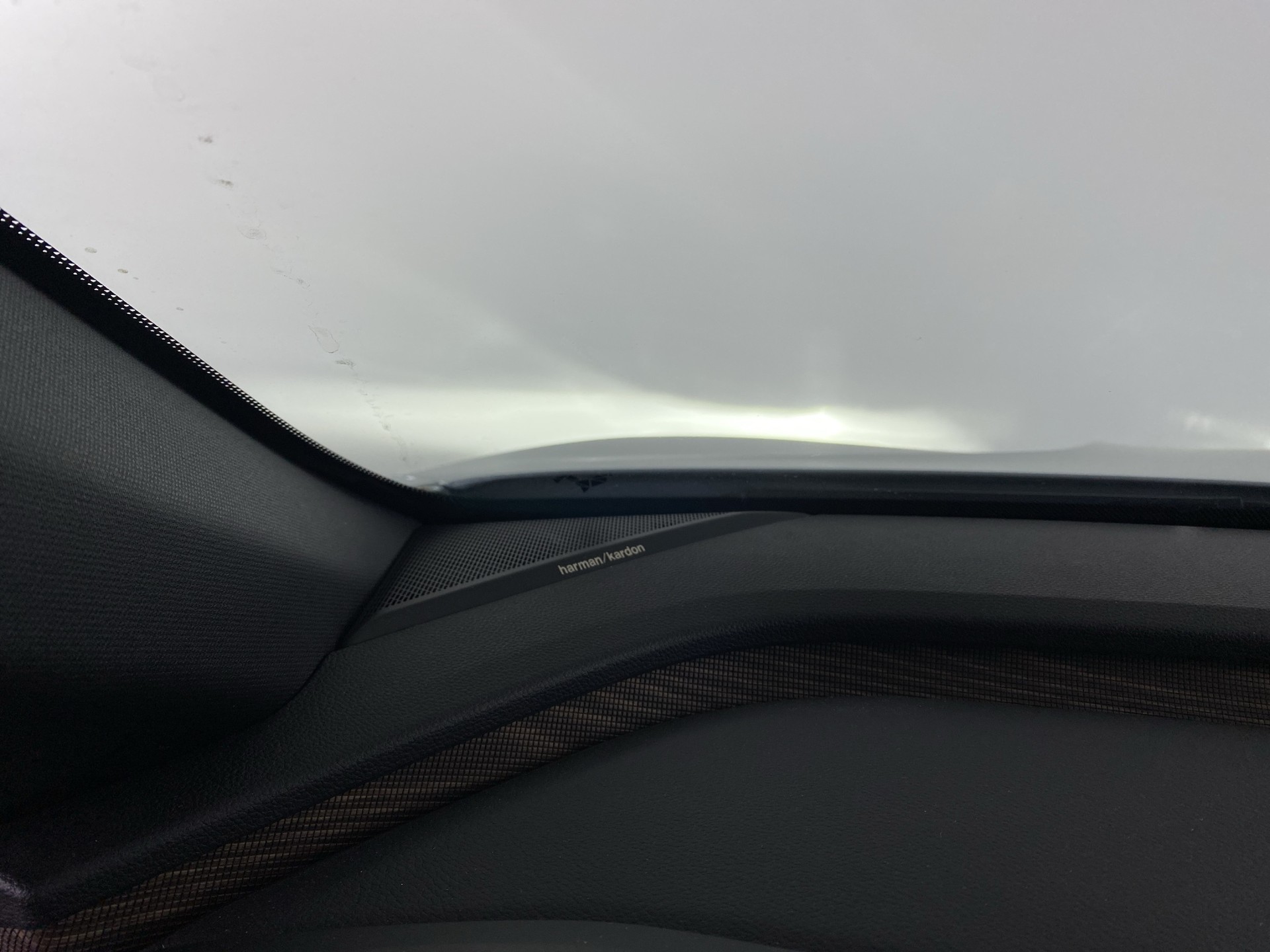RENAULT Mégane E-TECH EV60 Iconic-image-19