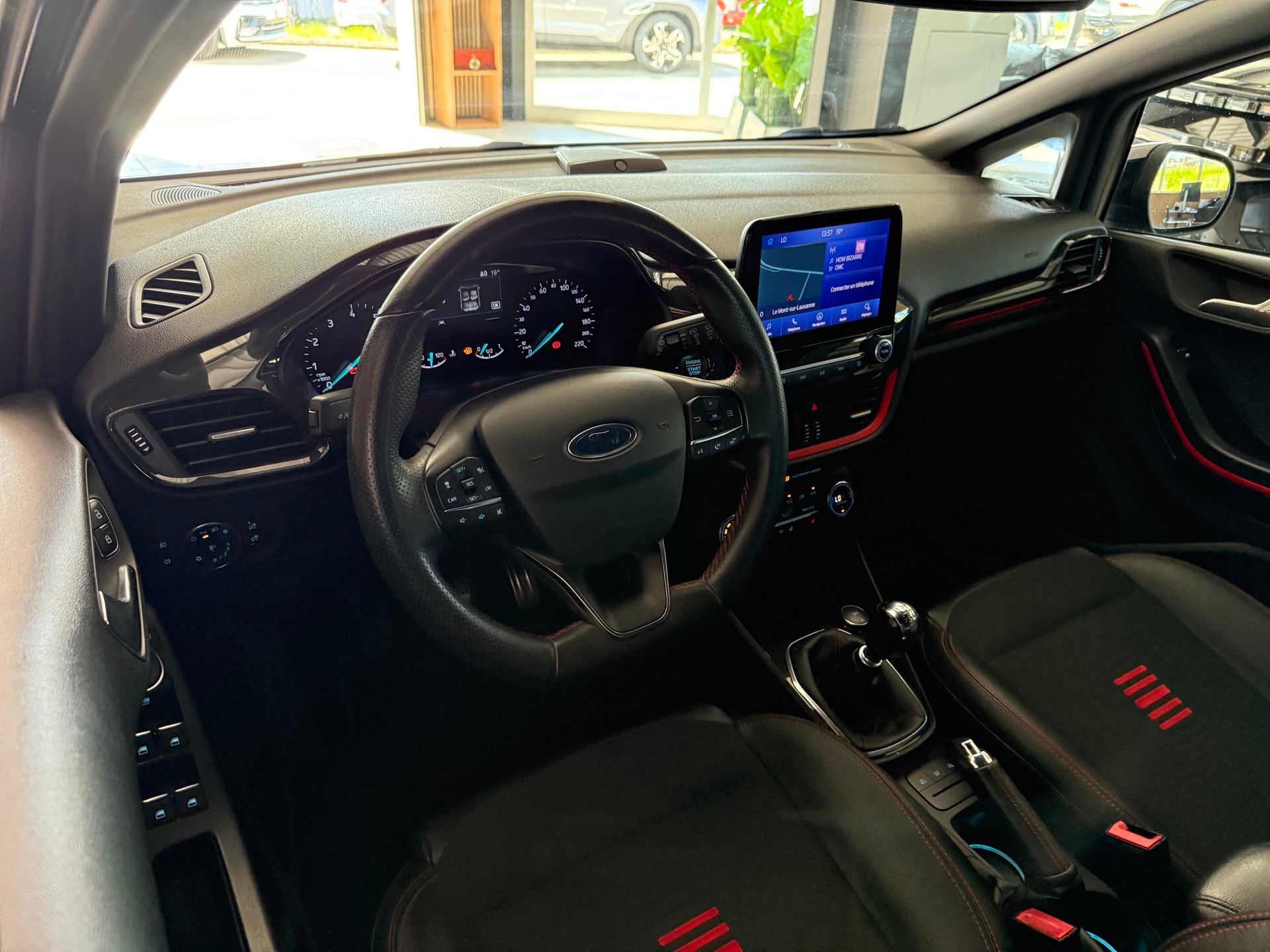 FORD Fiesta 1.0 SCTi ST Line-image-6