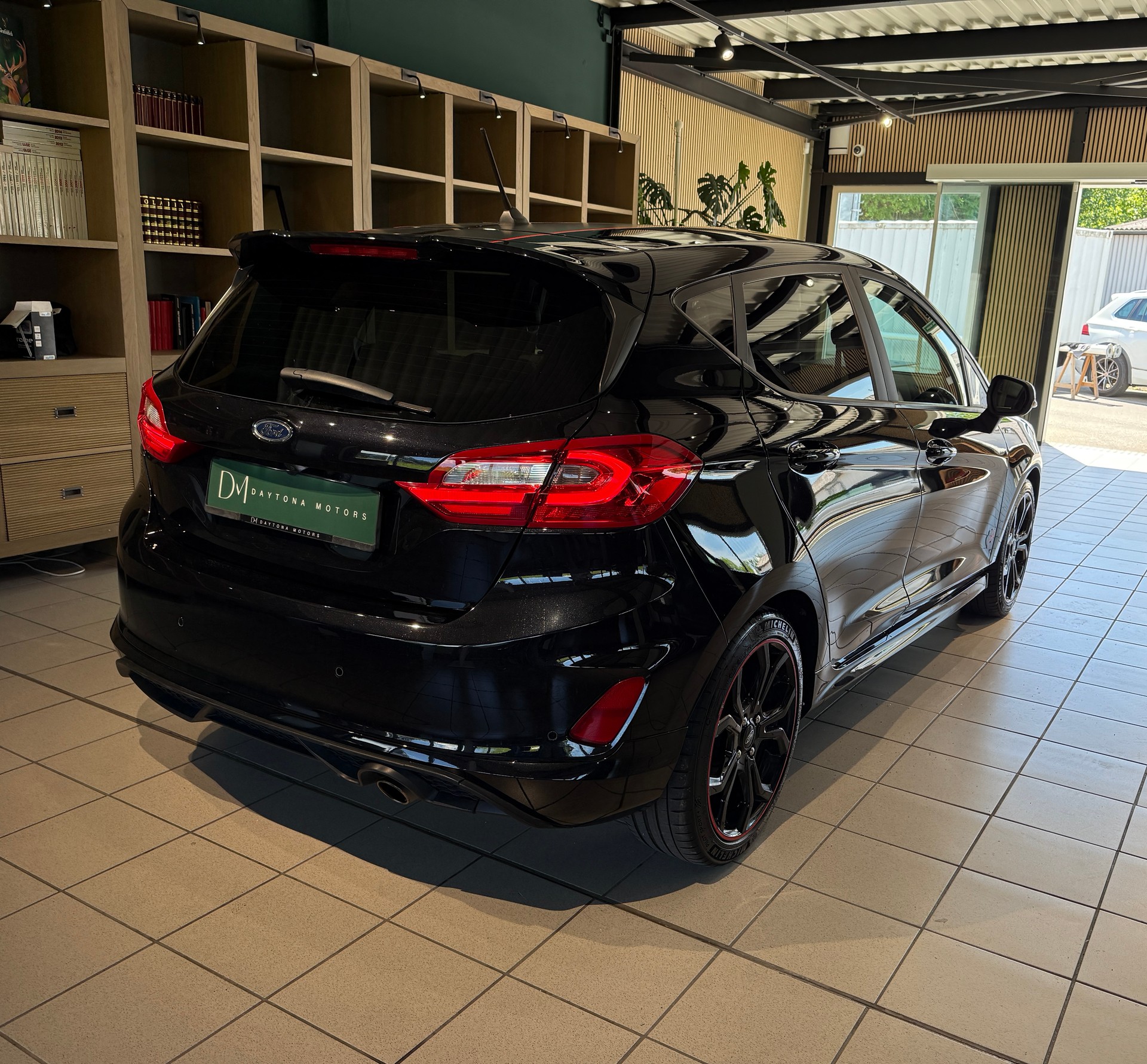 FORD Fiesta 1.0 SCTi ST Line-showroom-element-3