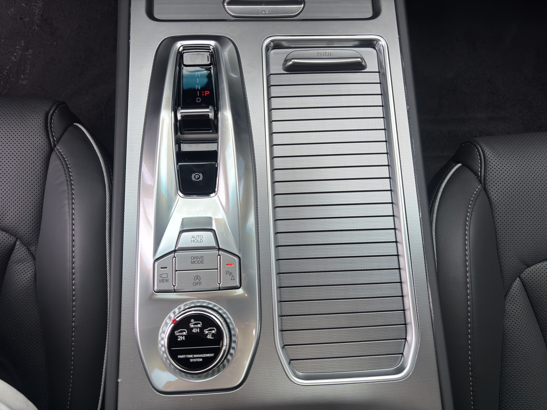 KGM-SsangYong Rexton RX 2.2 TD Black Edition-image-15