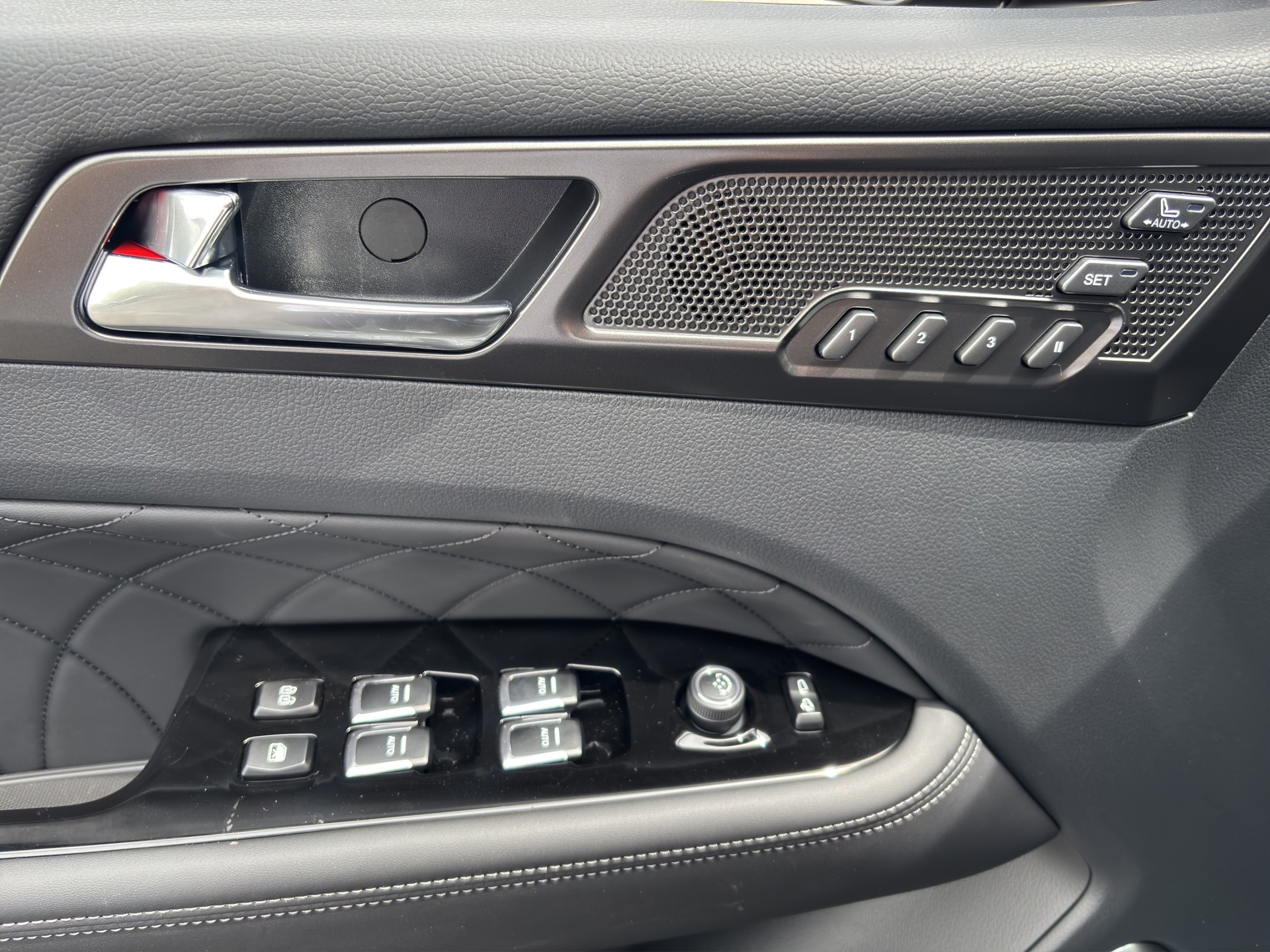 KGM-SsangYong Rexton RX 2.2 TD Black Edition-image-13