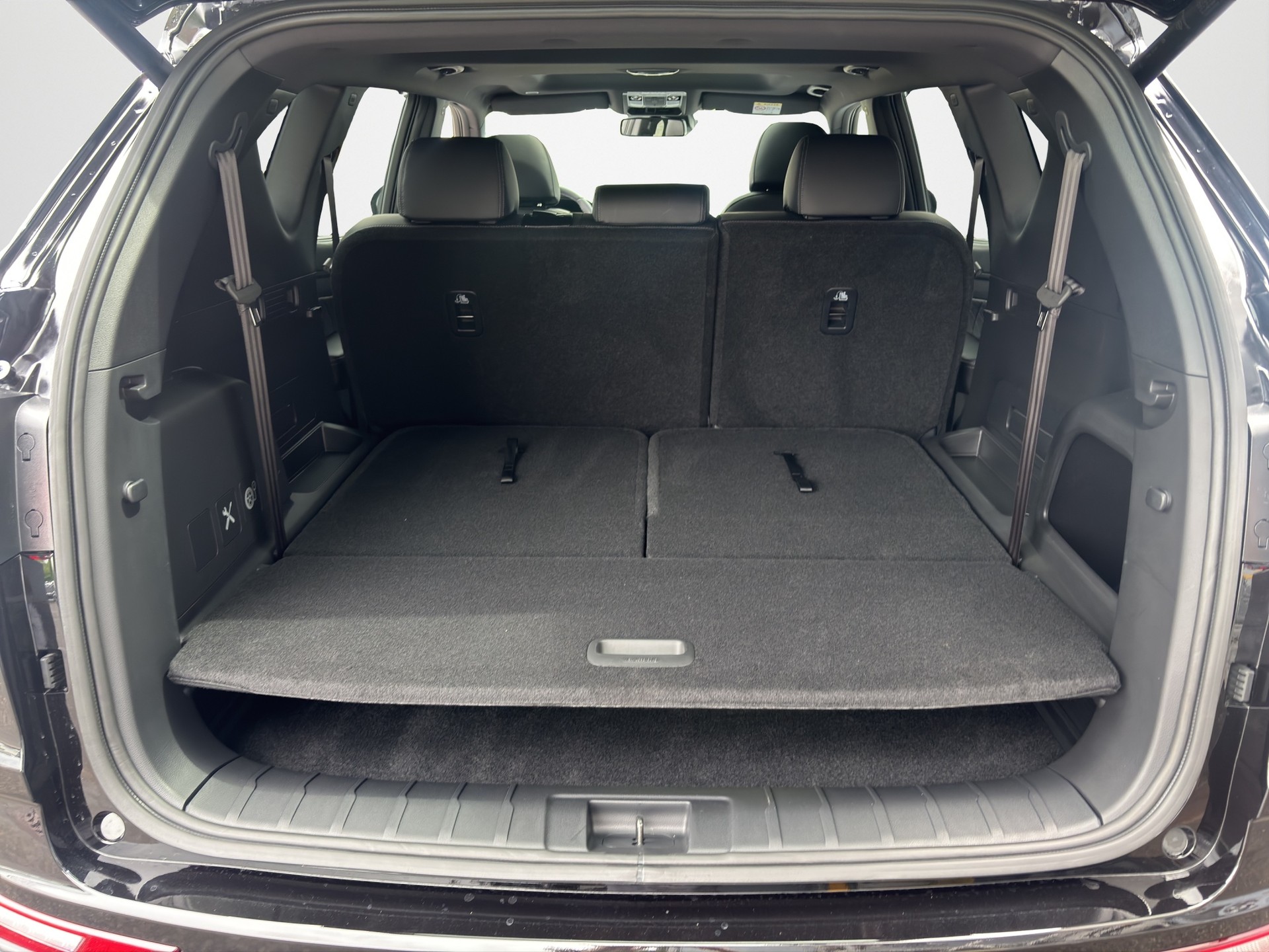 KGM-SsangYong Rexton RX 2.2 TD Black Edition-image-11