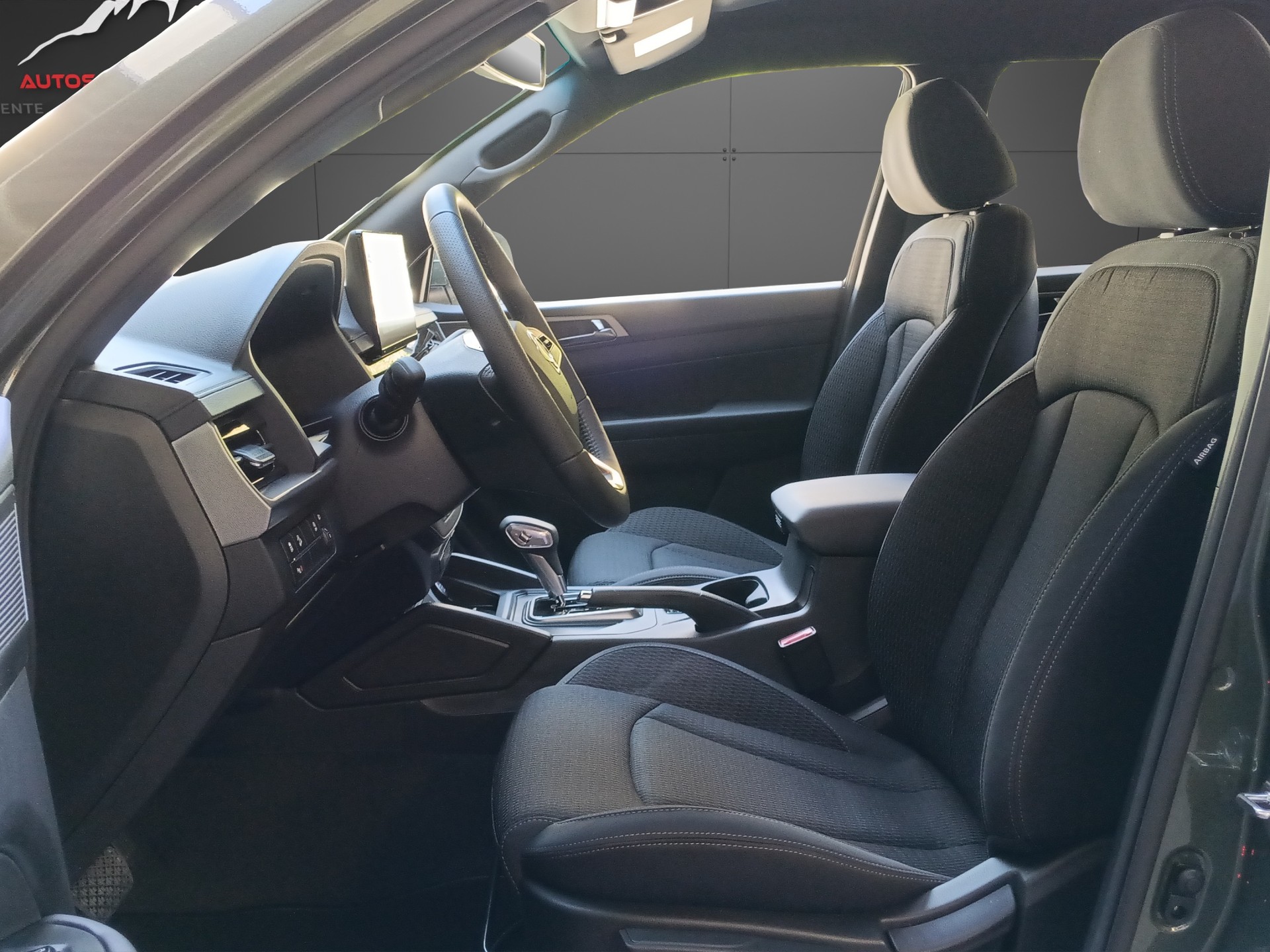 KGM-SsangYong Musso 2.2 Platinum 4WD A-image-8