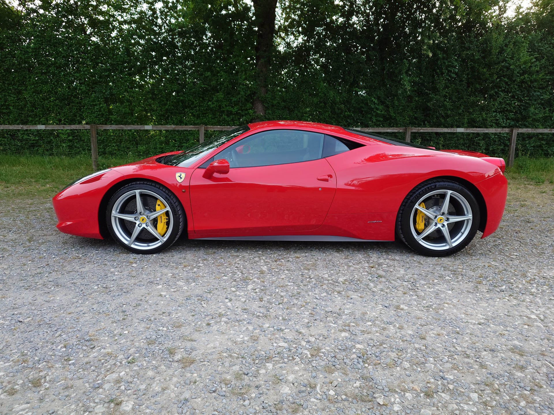 FERRARI 458 Italia 4.5 V8