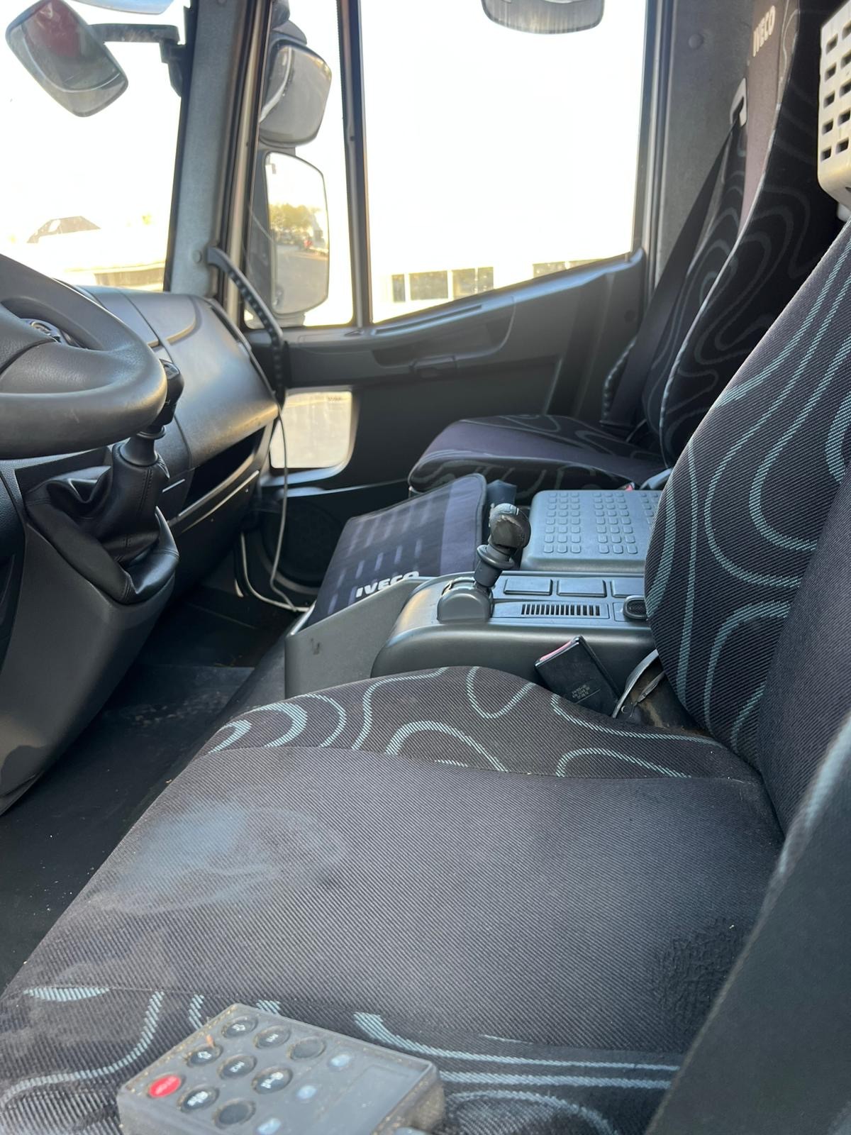 IVECO 80E18-image-11