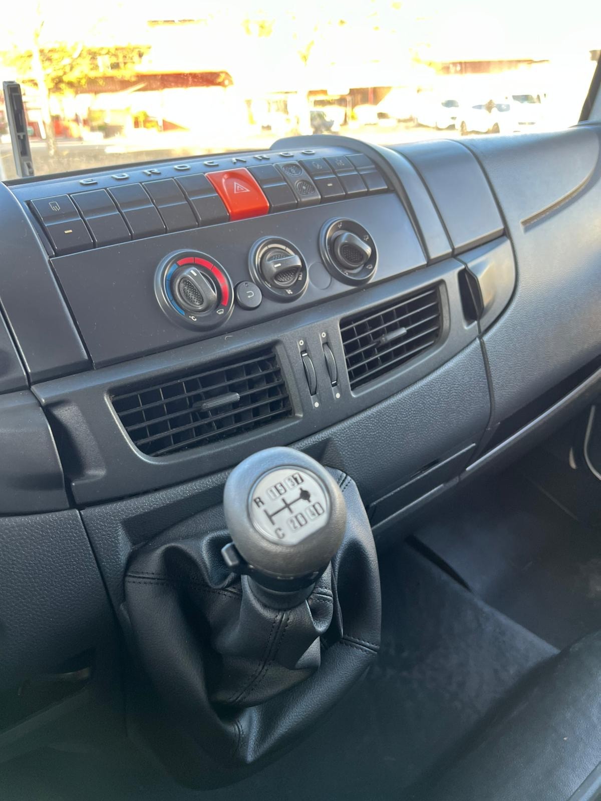 IVECO 80E18-image-13
