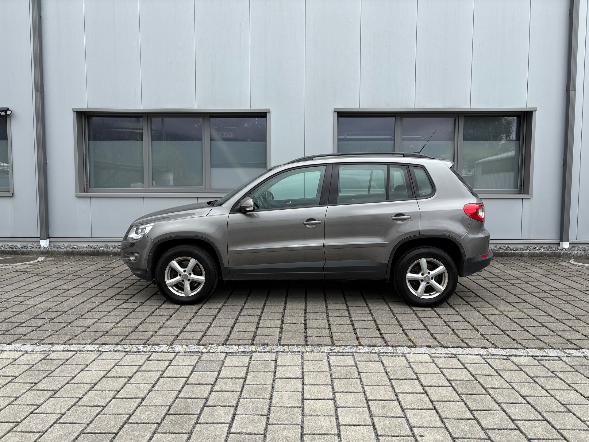 VW Tiguan 2.0 TSI Track&Field-image-10