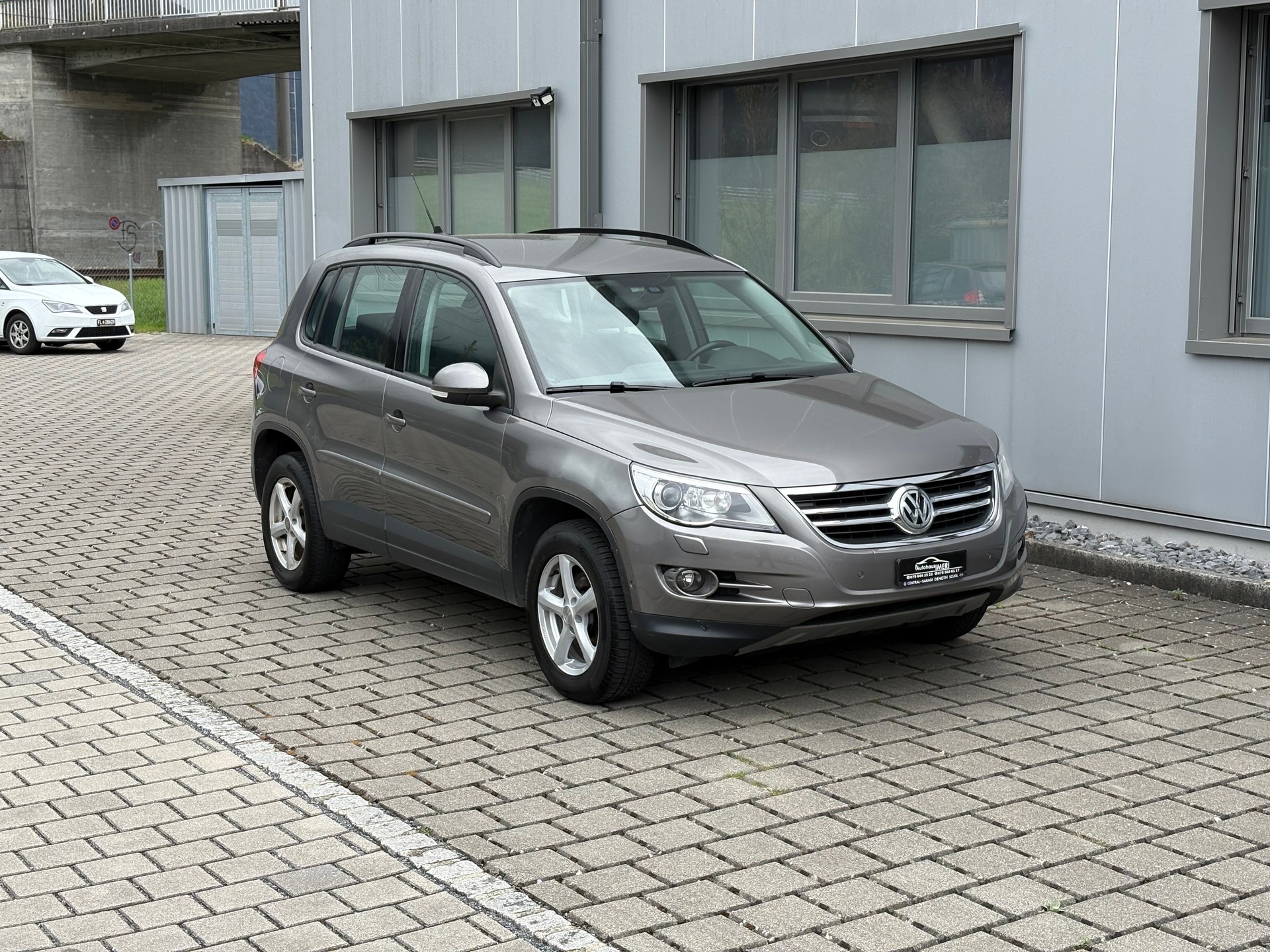 VW Tiguan 2.0 TSI Track&Field-image-4