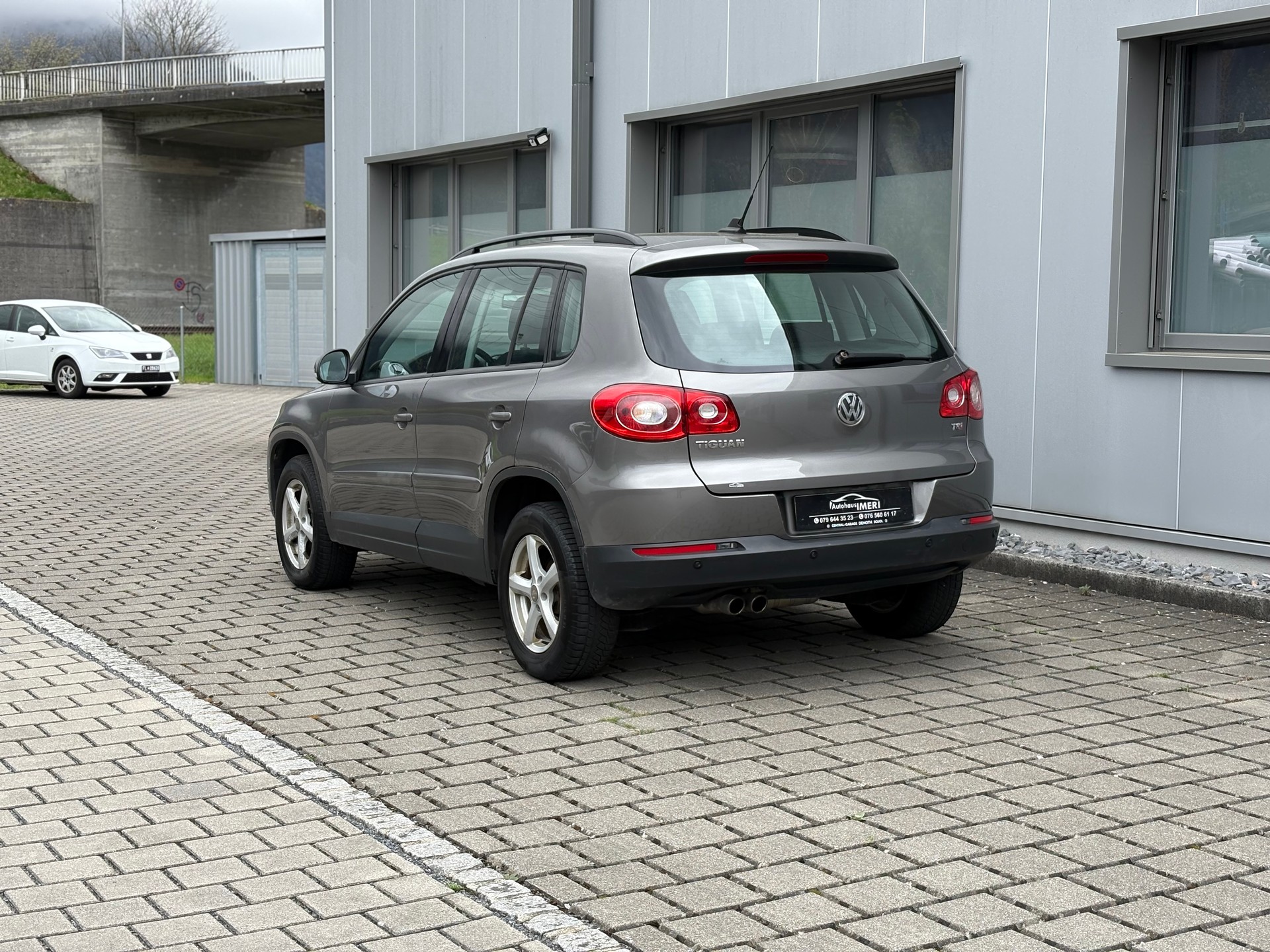 VW Tiguan 2.0 TSI Track&Field-image-6