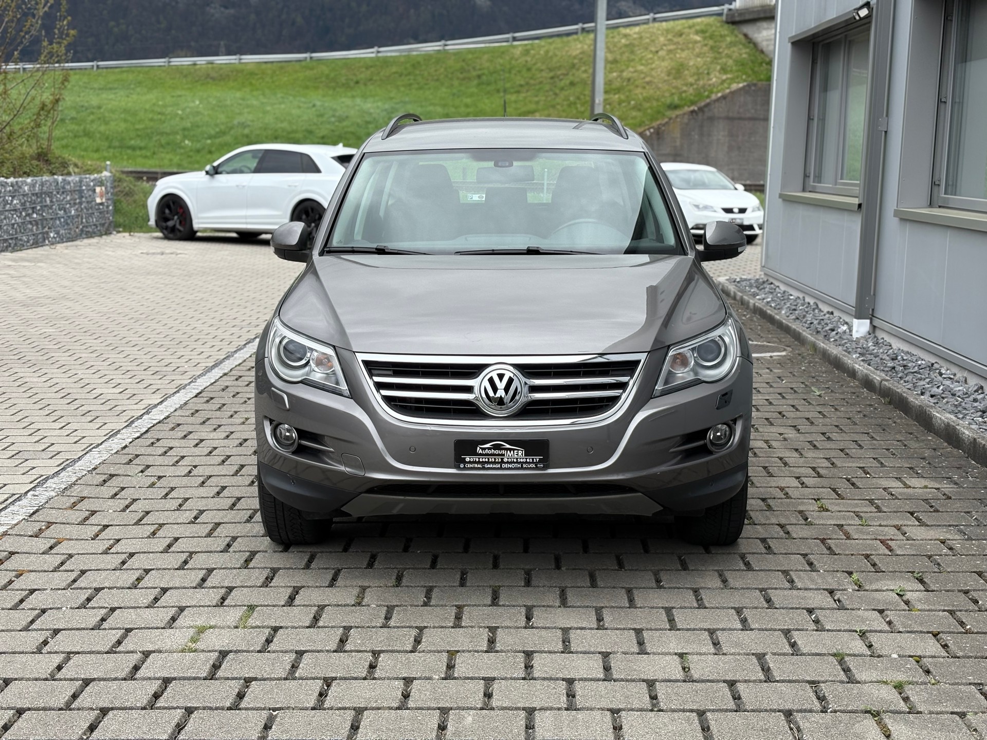 VW Tiguan 2.0 TSI Track&Field-image-2