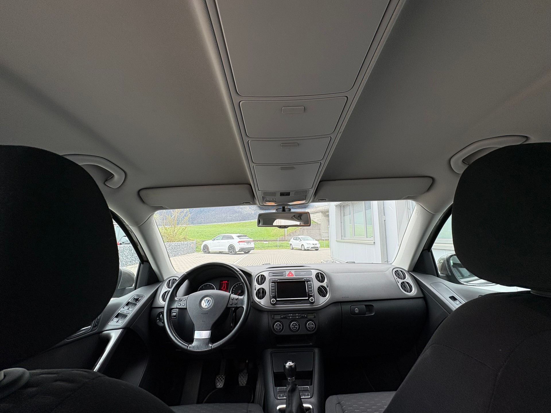 VW Tiguan 2.0 TSI Track&Field-image-13