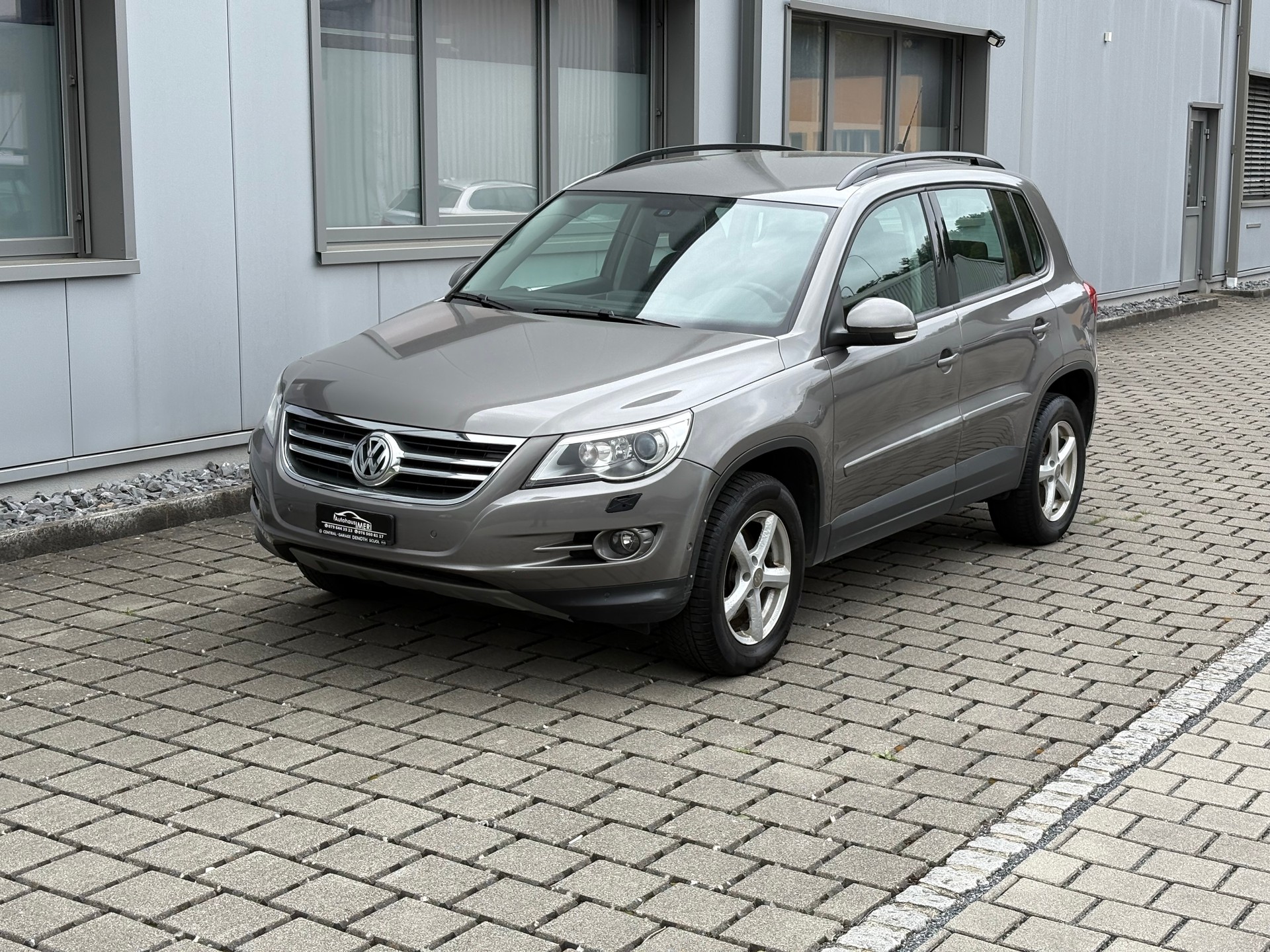 VW Tiguan 2.0 TSI Track&Field-image-1
