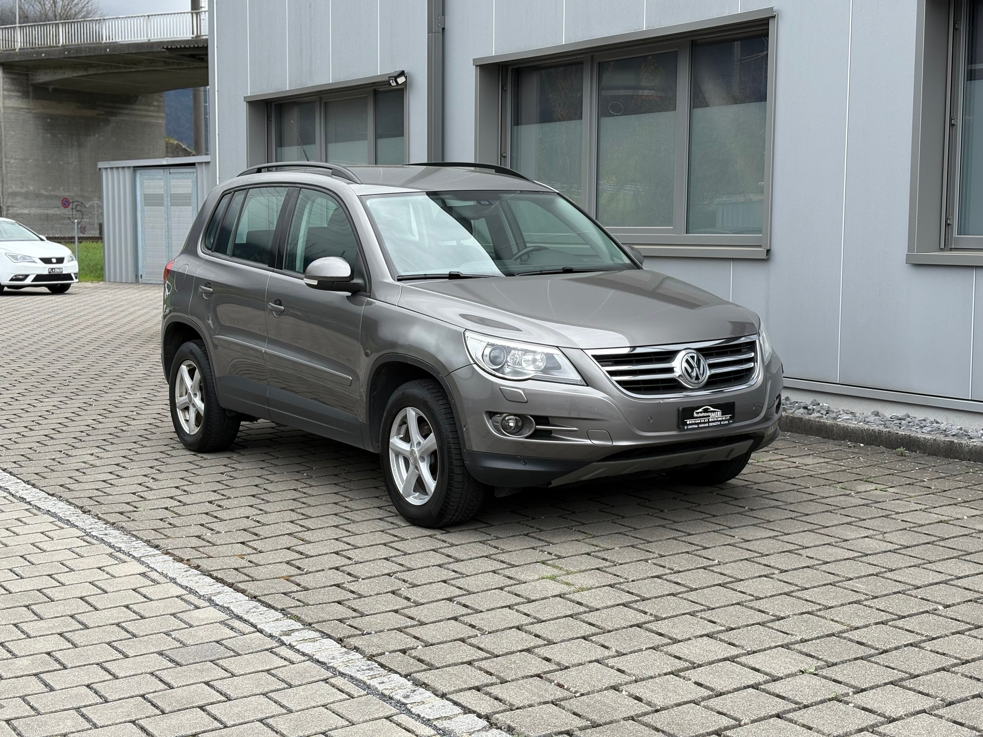 VW Tiguan 2.0 TSI Track&Field-image-3
