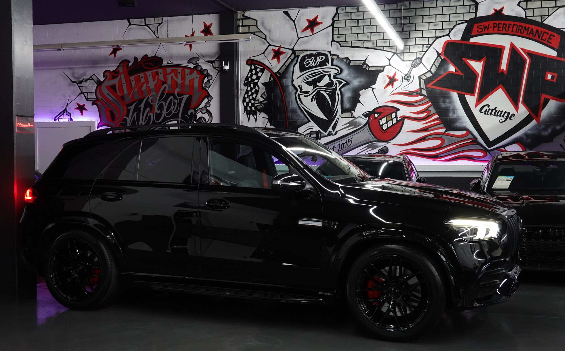 MERCEDES-BENZ GLE 53 AMG 4MATIC+ 9G-SPEEDSHIFT BLACK CH-FZ 7-PLÄTZER ON TOP-image-15