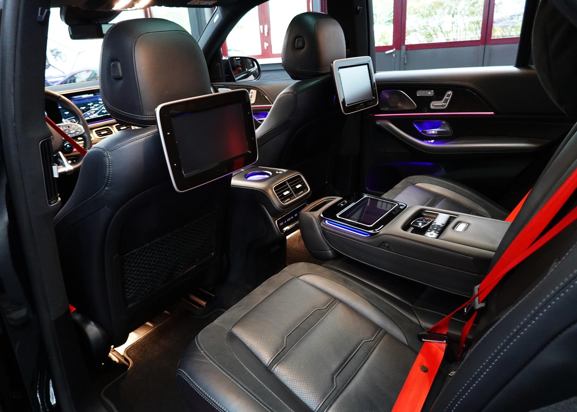 MERCEDES-BENZ GLE 53 AMG 4MATIC+ 9G-SPEEDSHIFT BLACK CH-FZ 7-PLÄTZER ON TOP-image-35