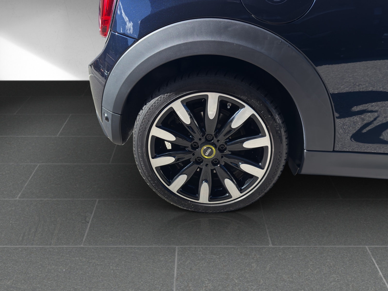 MINI Cooper SE-image-10
