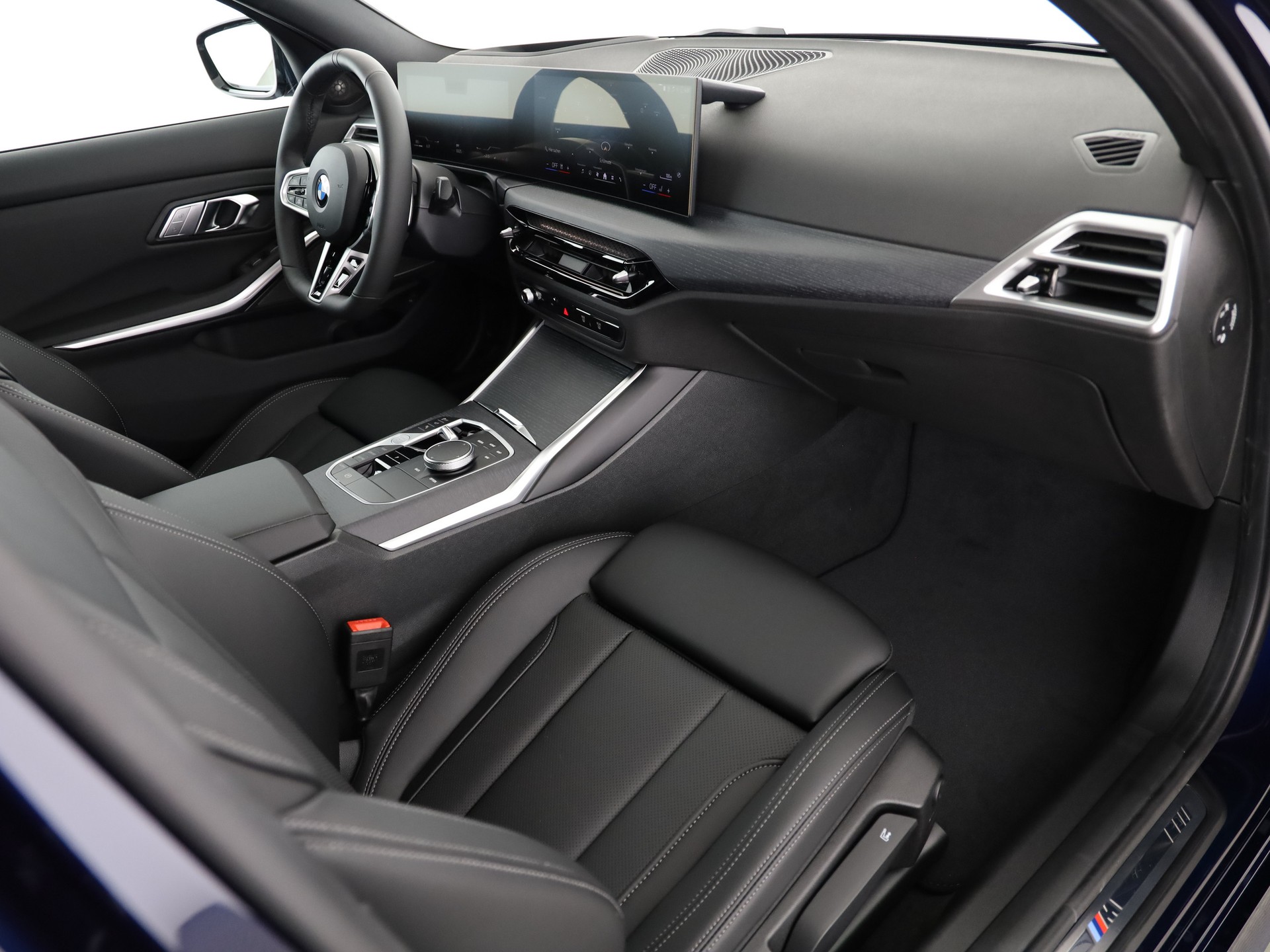 BMW 320d xDr 48V M Sport-image-14