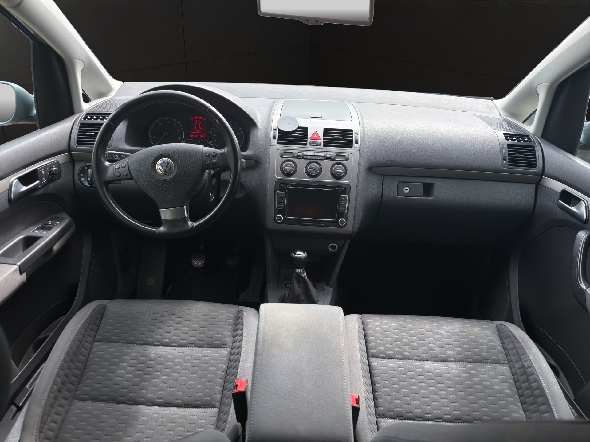 VW Touran 1.4 TSI Highline-image-9