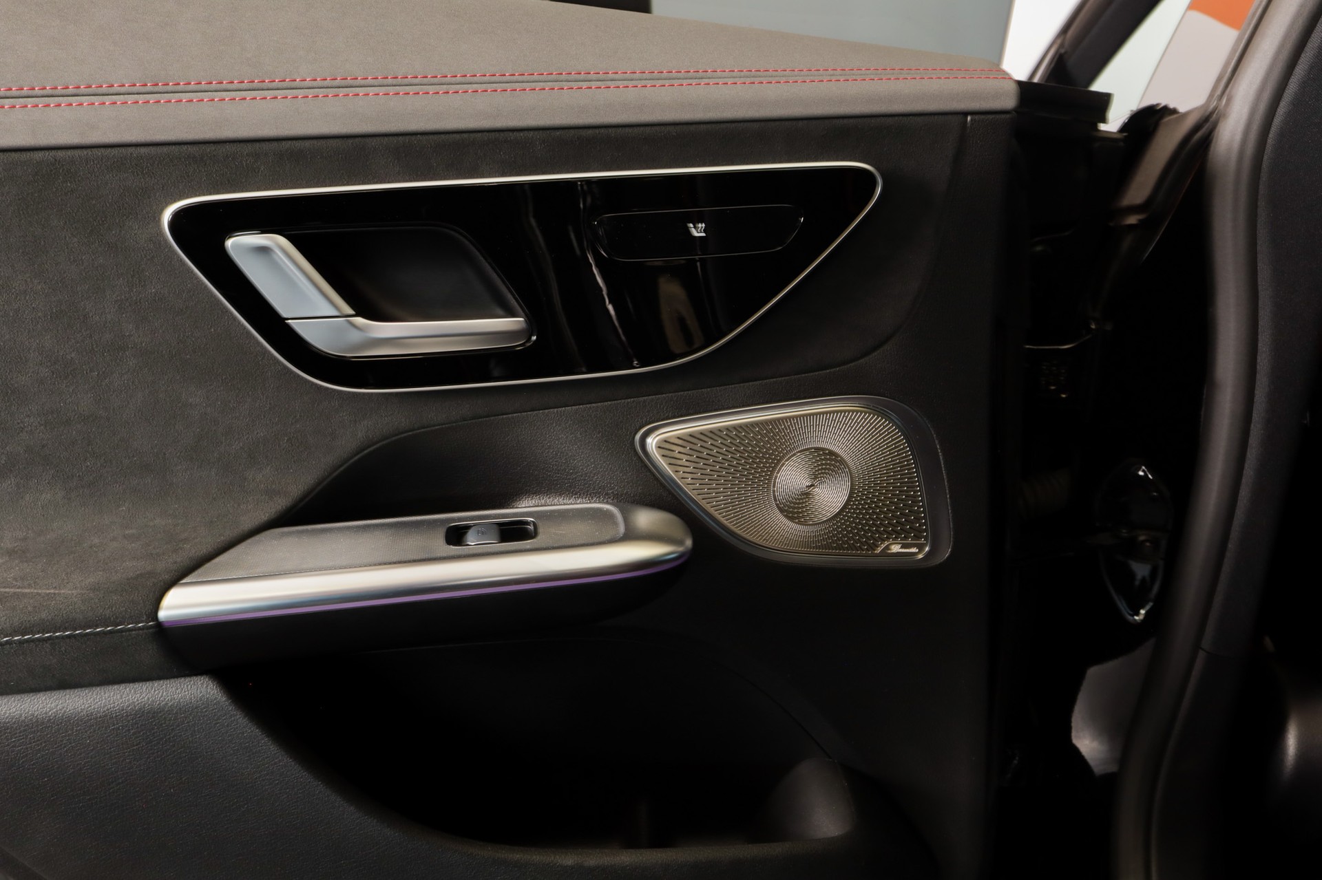 MERCEDES-BENZ EQE 43 AMG 4 Matic-image-21