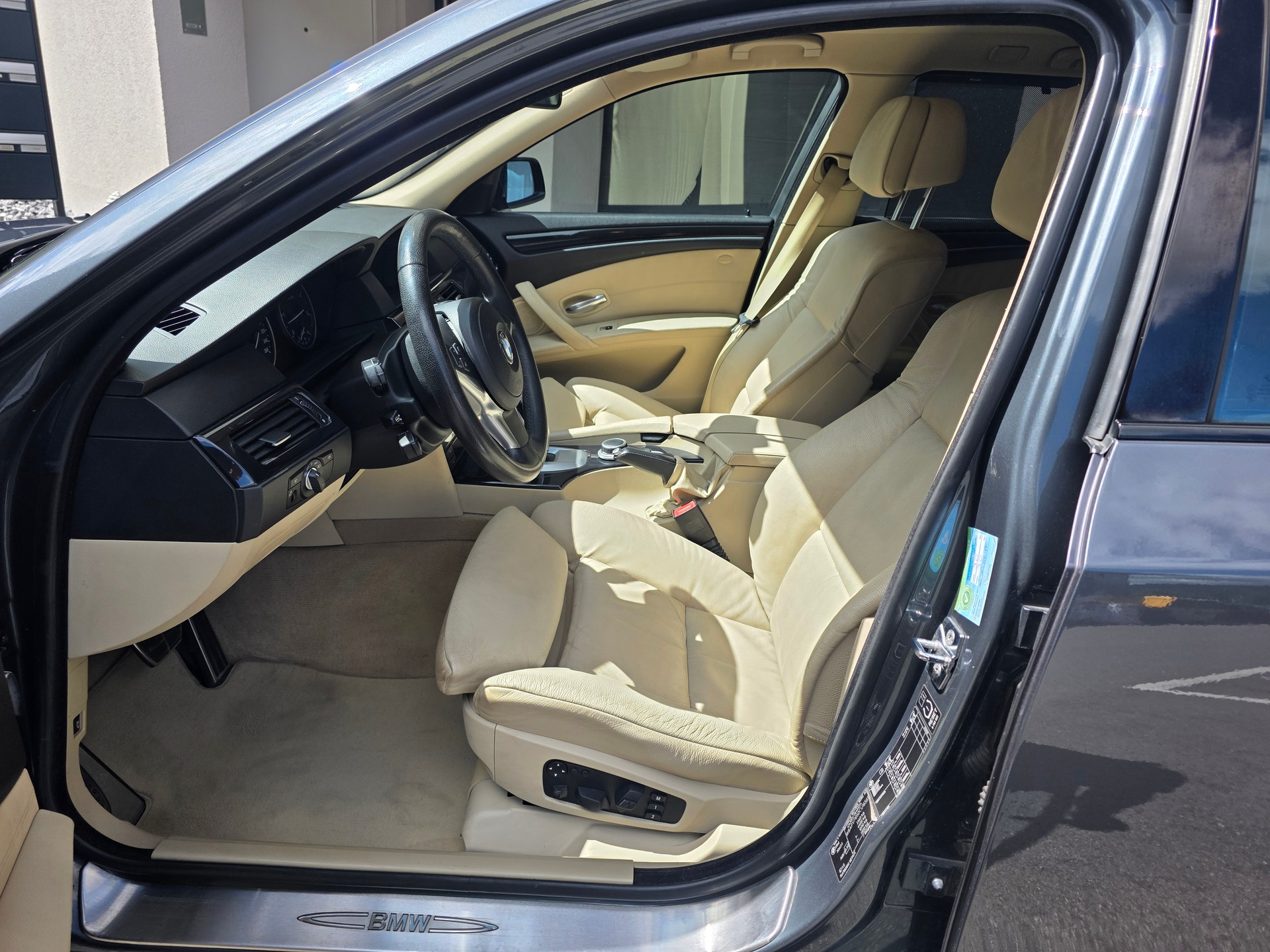 BMW E61 530xd Touring Facelift / Frisch ab MFK-image-9
