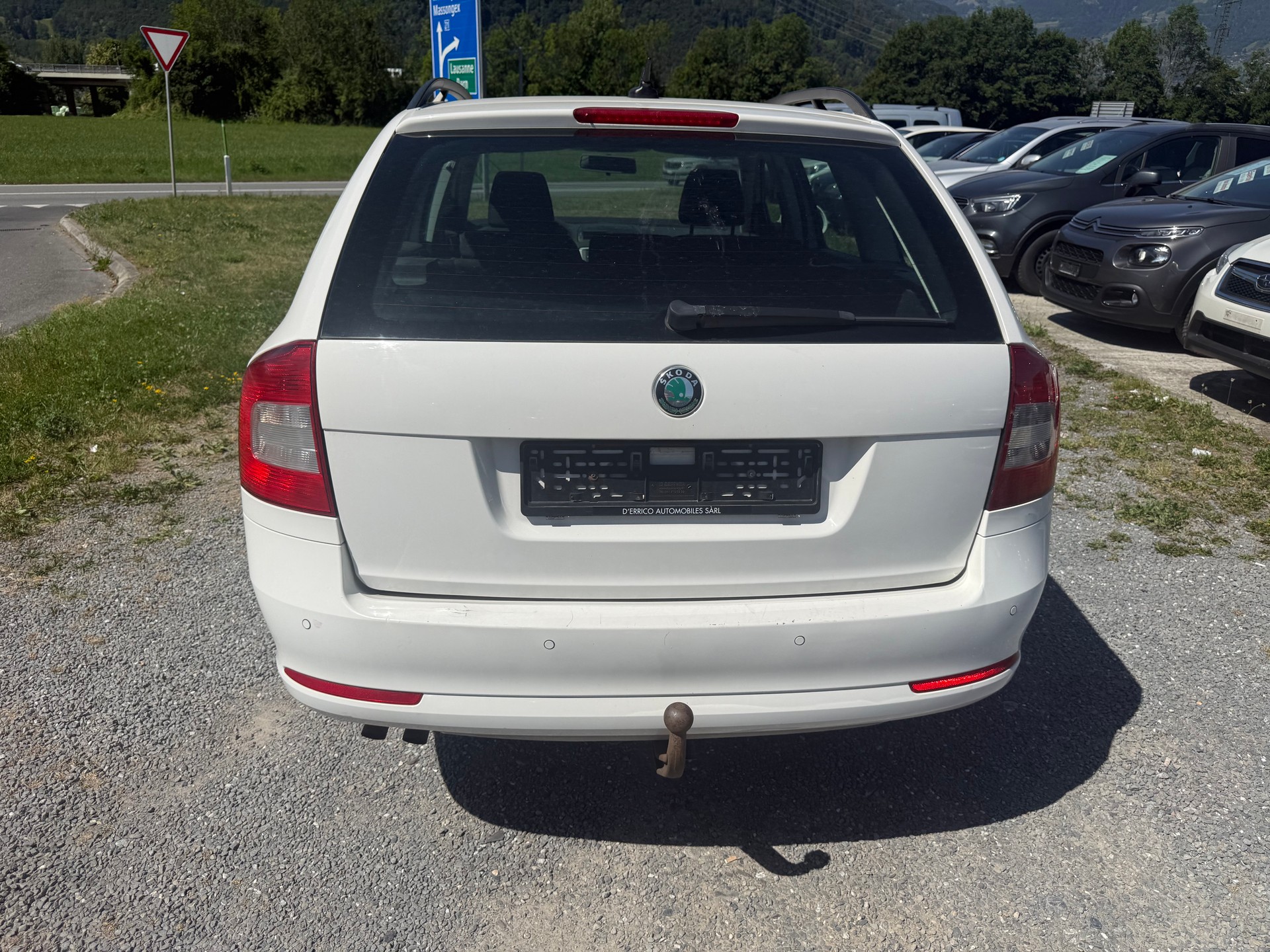 SKODA Octavia Combi 1.6 TDI Ambition 4x4-image-4