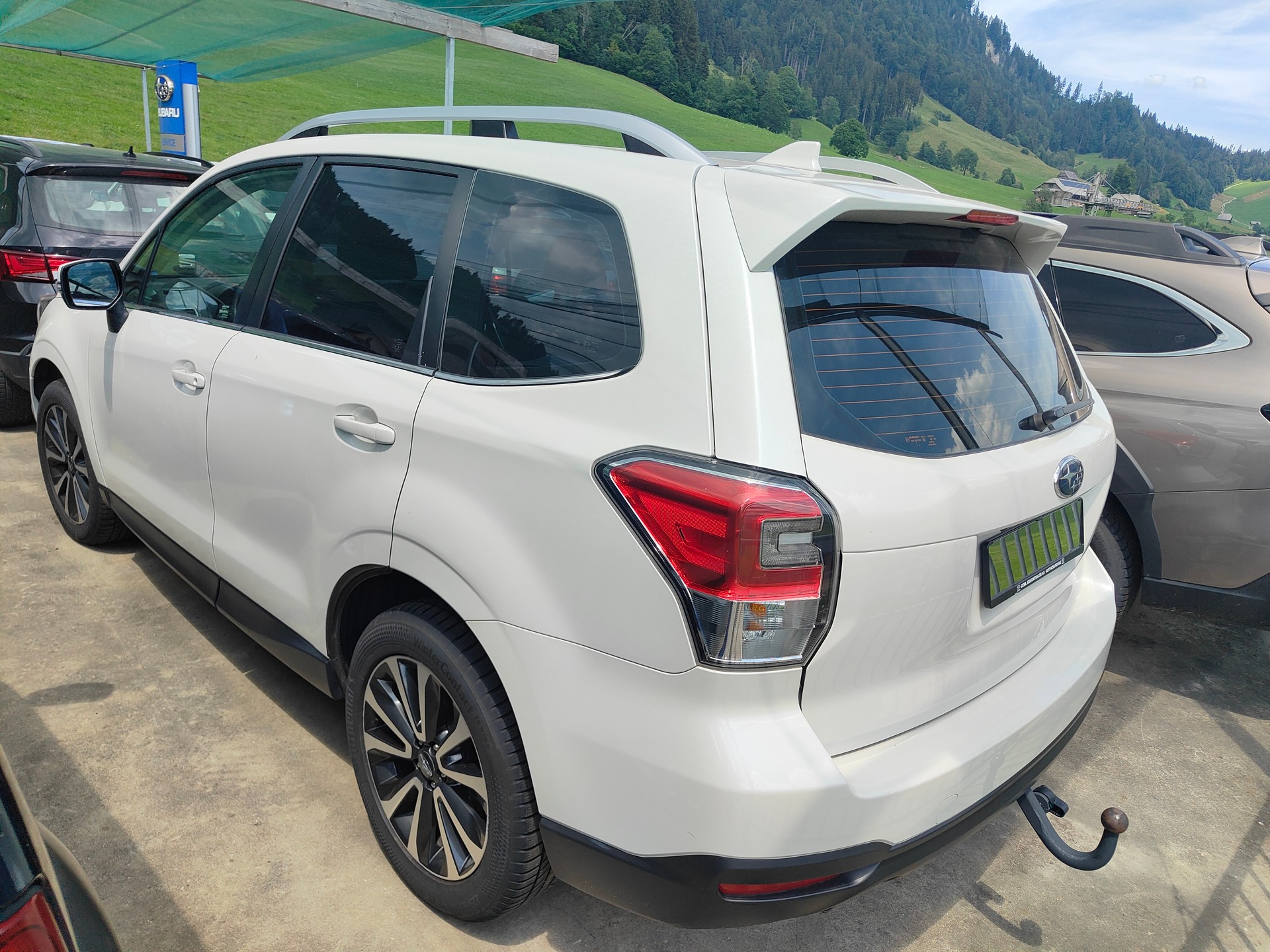 SUBARU Forester 2.0XT Sport Lineartronic-showroom-element-3