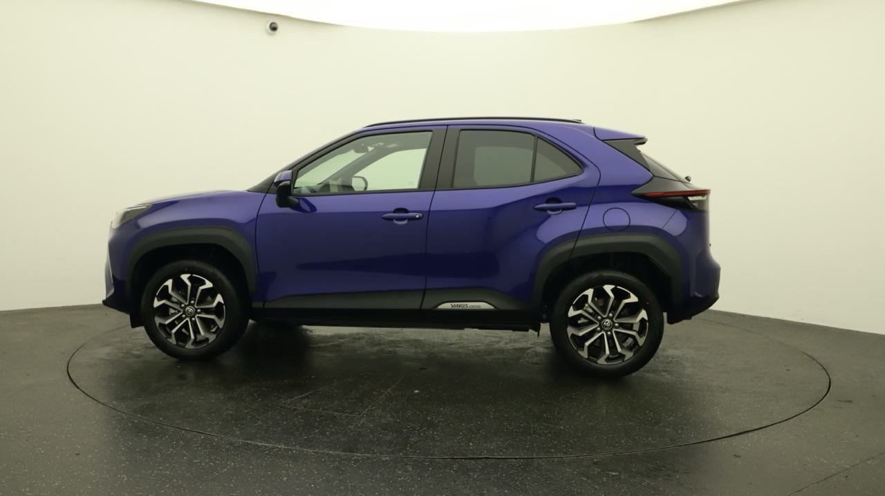 TOYOTA Yaris Cross 1.5 Style e-CVT-showroom-element-1